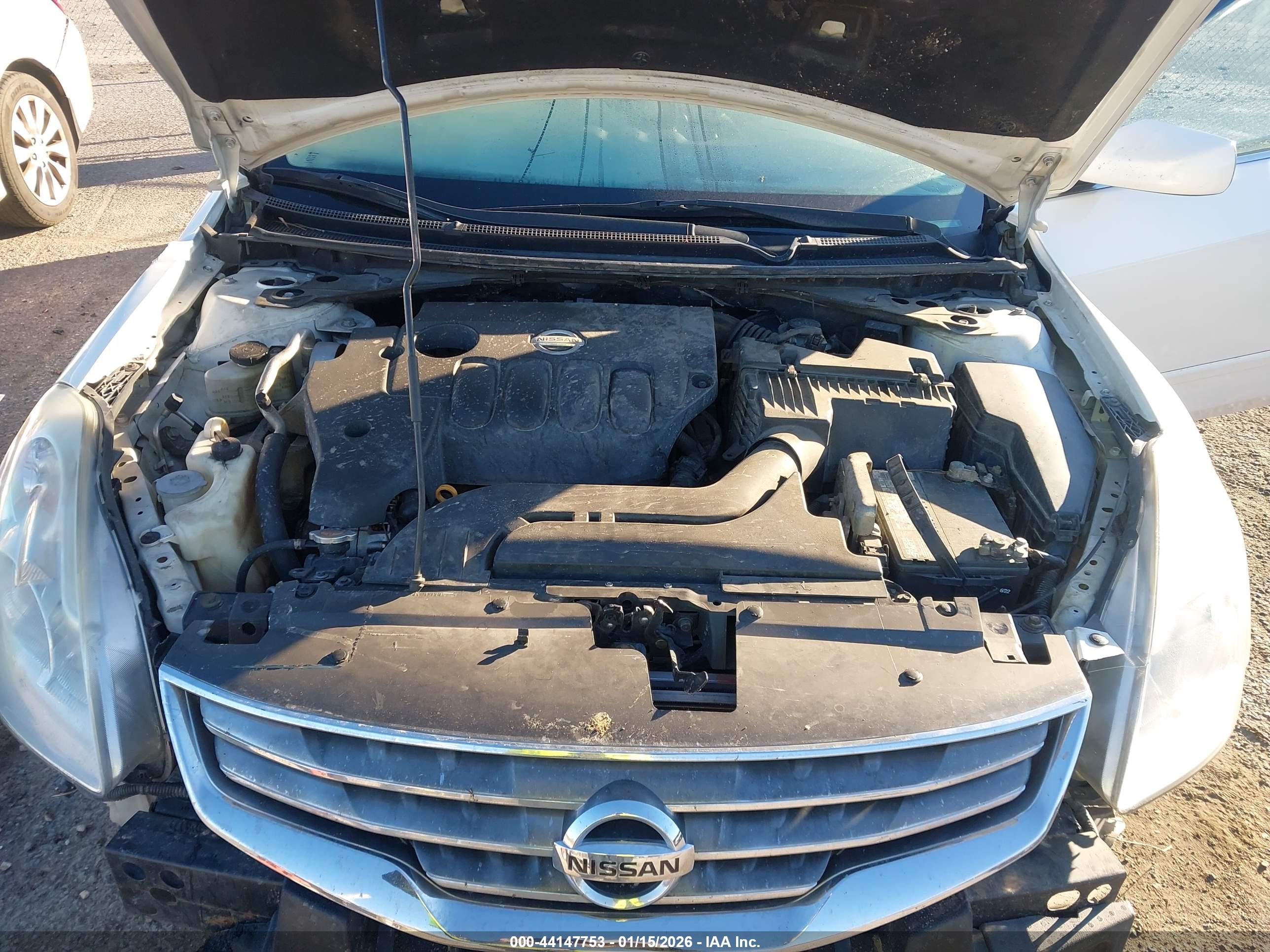 NISSAN ALTIMA image 10