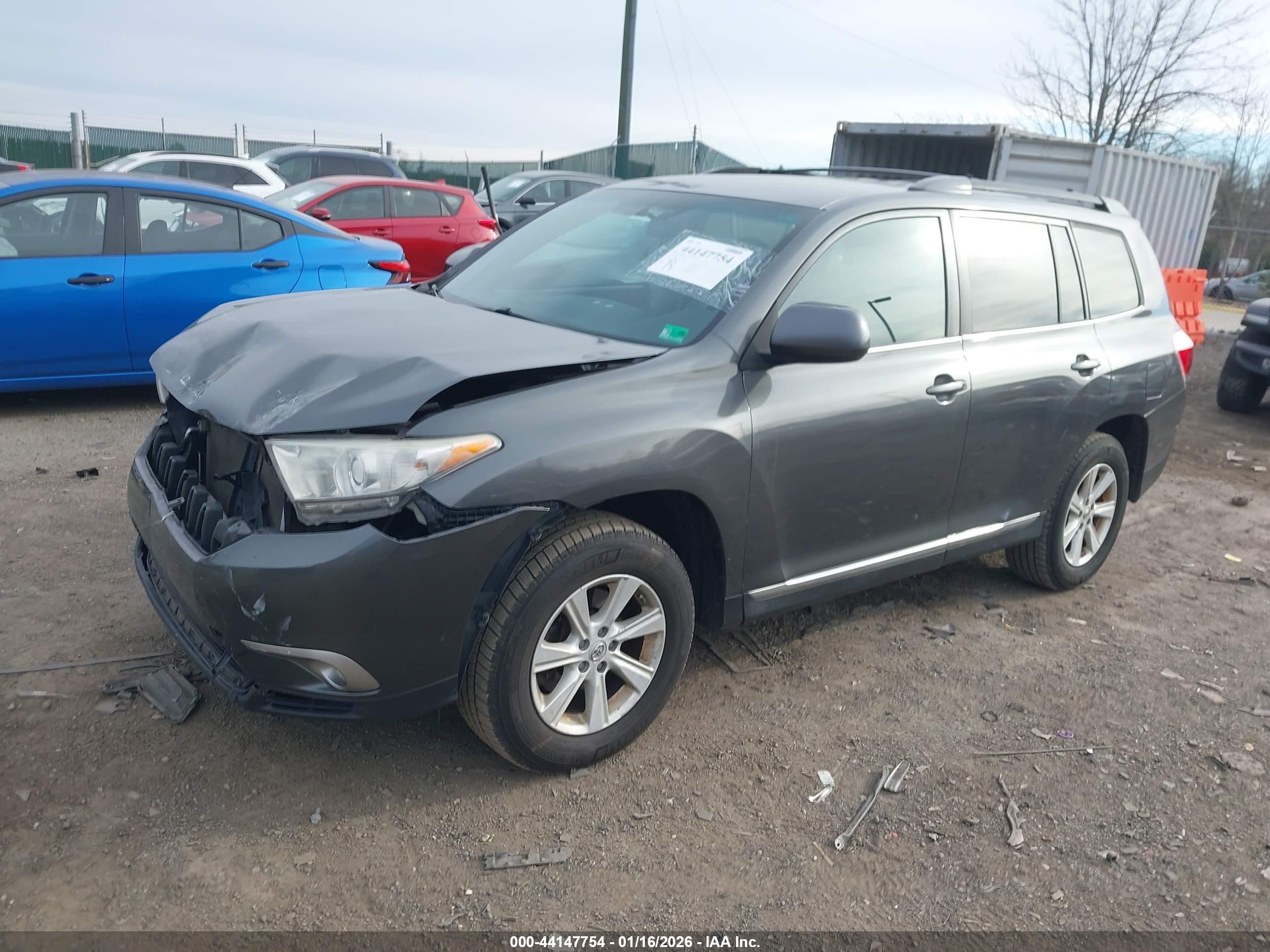 TOYOTA HIGHLANDER image 2