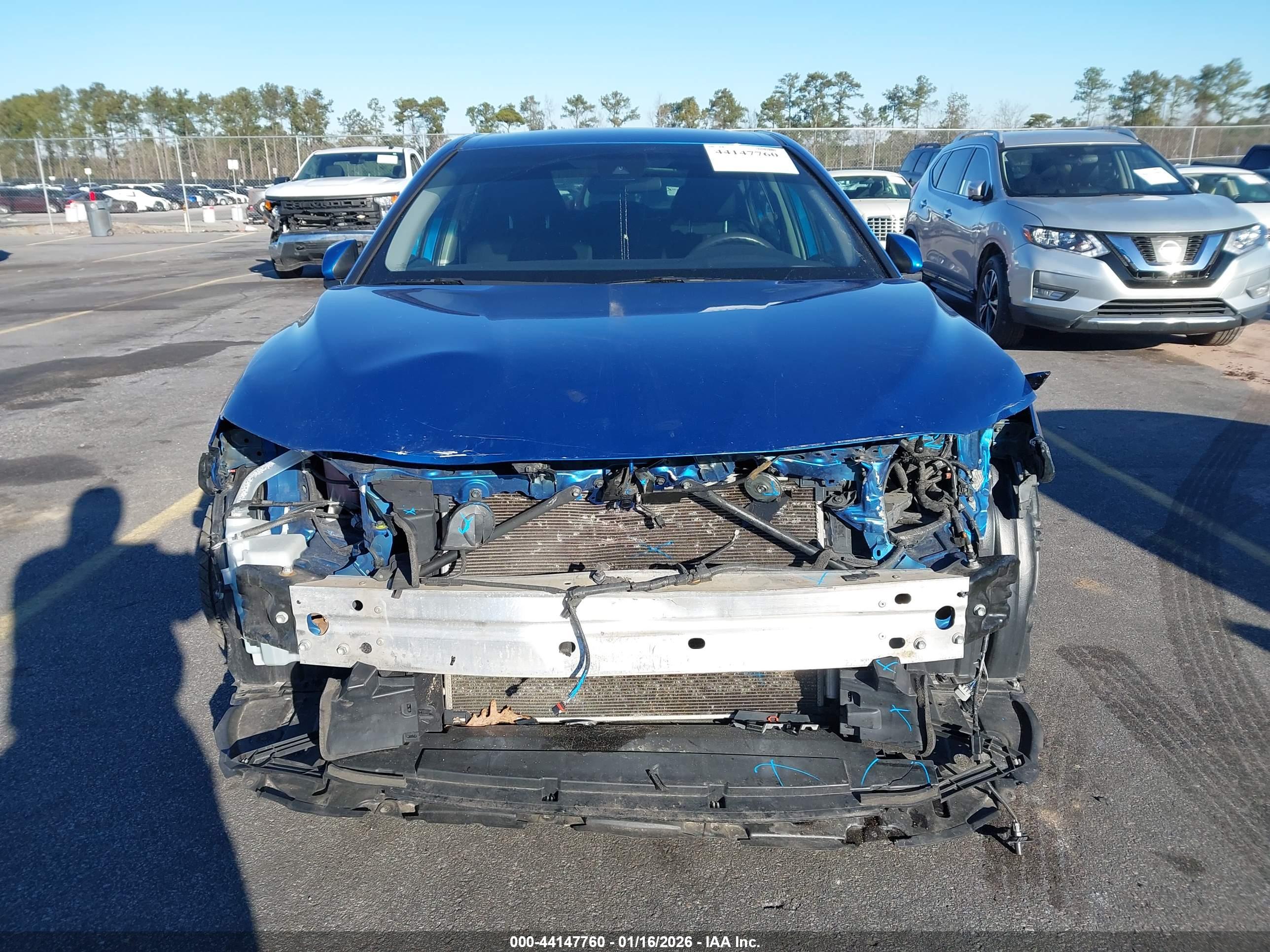 TOYOTA CAMRY image 6
