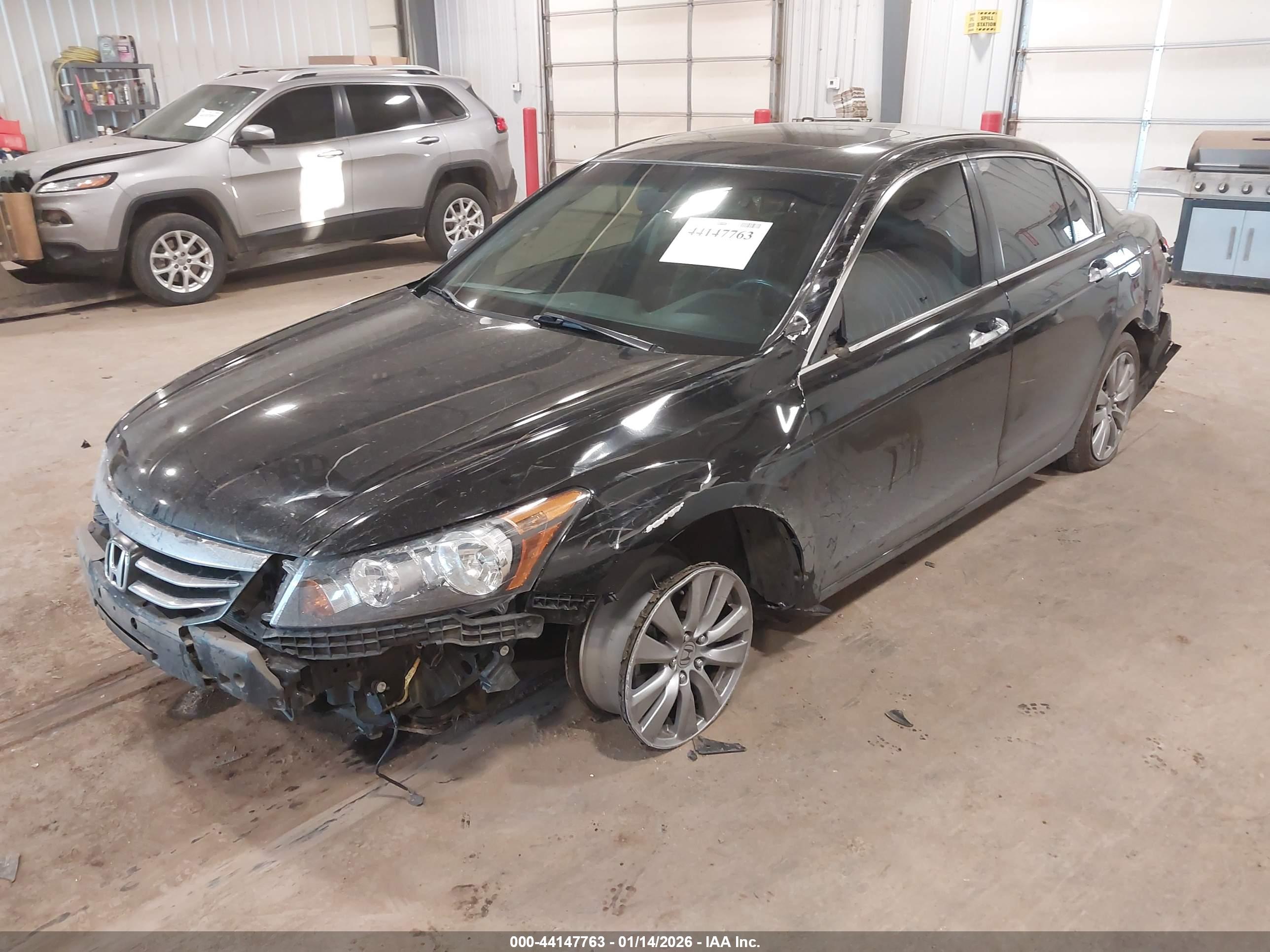 HONDA ACCORD image 2