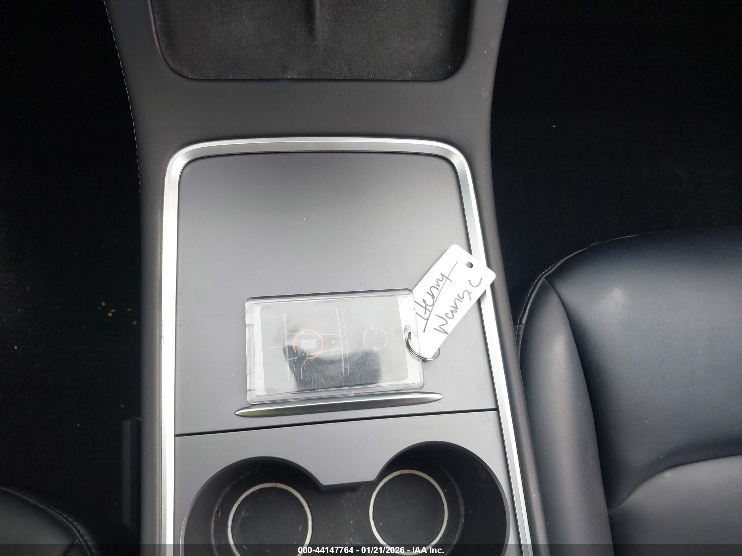 TESLA MODEL image 11