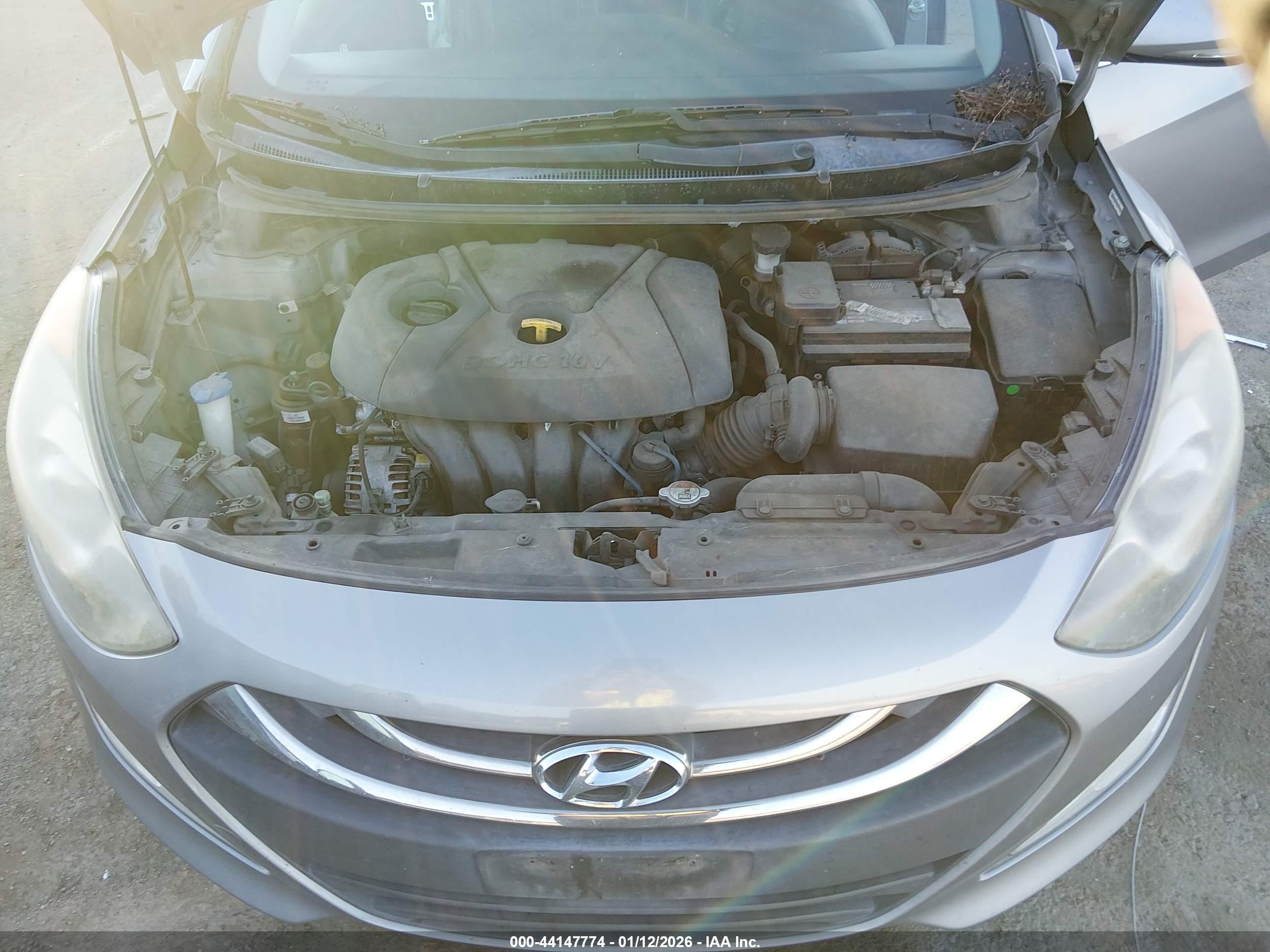 HYUNDAI ELANTRA image 10
