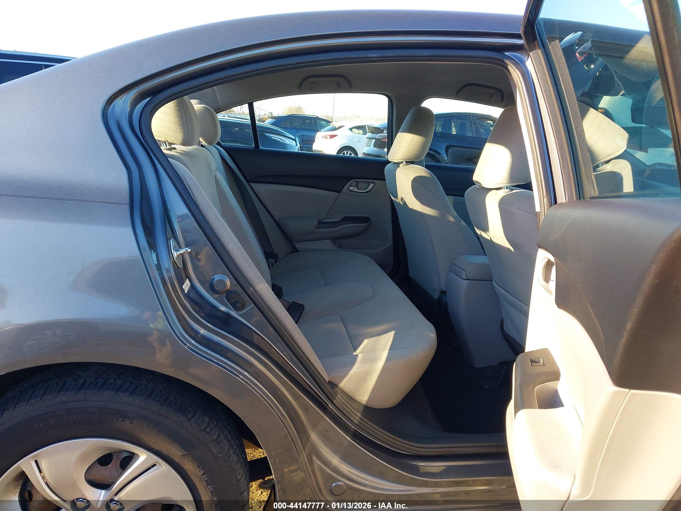 HONDA CIVIC image 8
