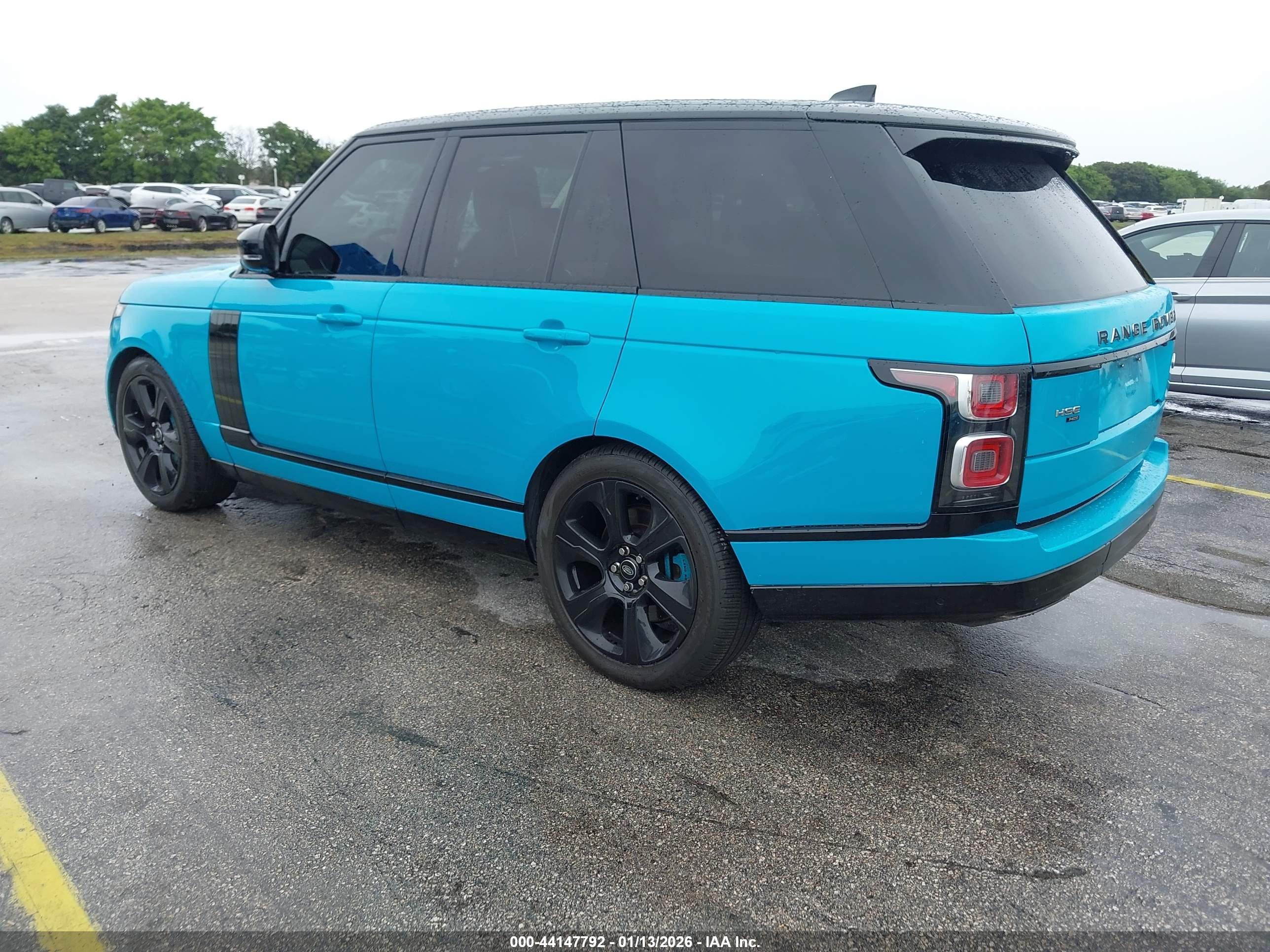 LAND ROVER image 3