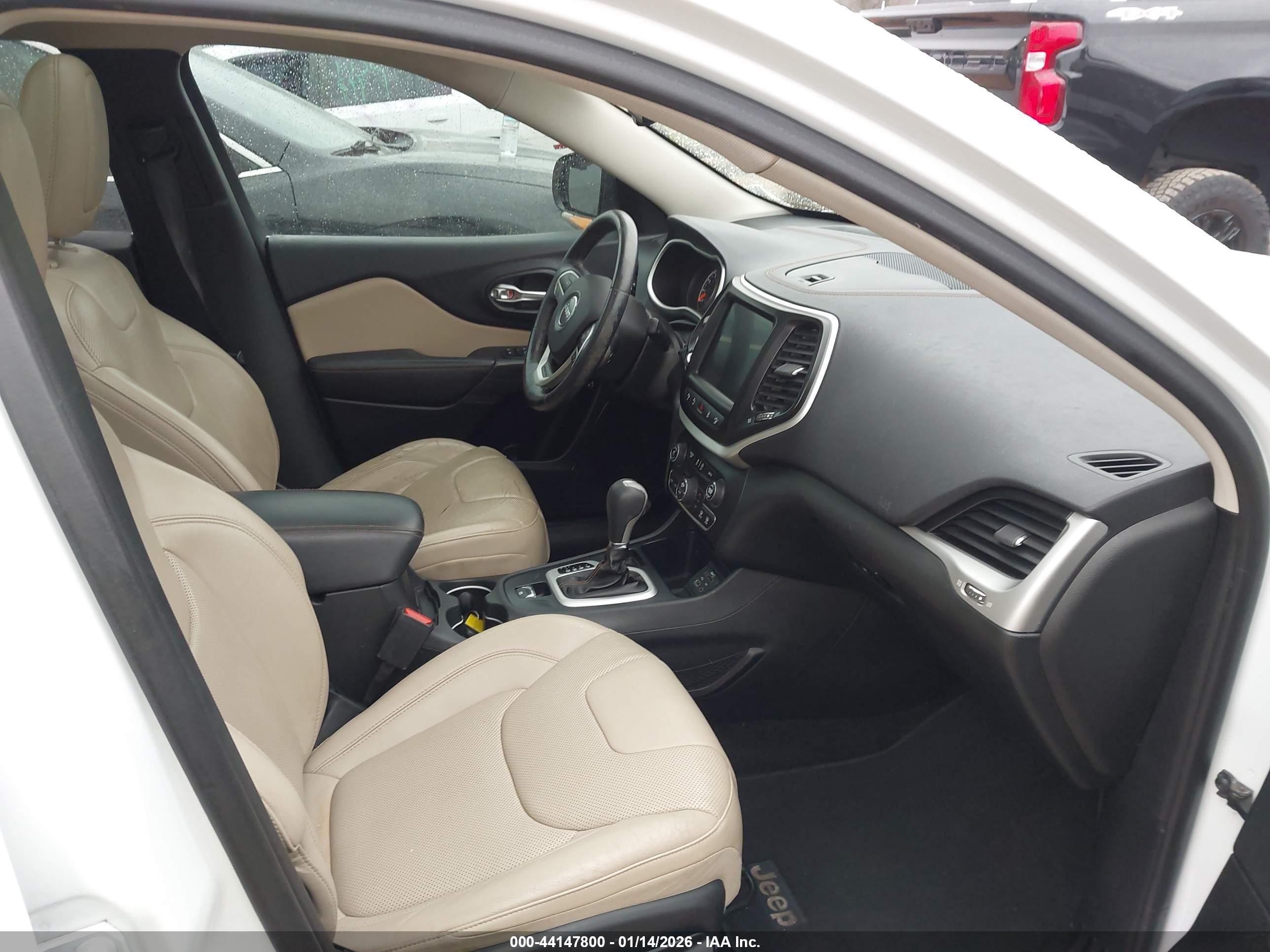 JEEP CHEROKEE image 5