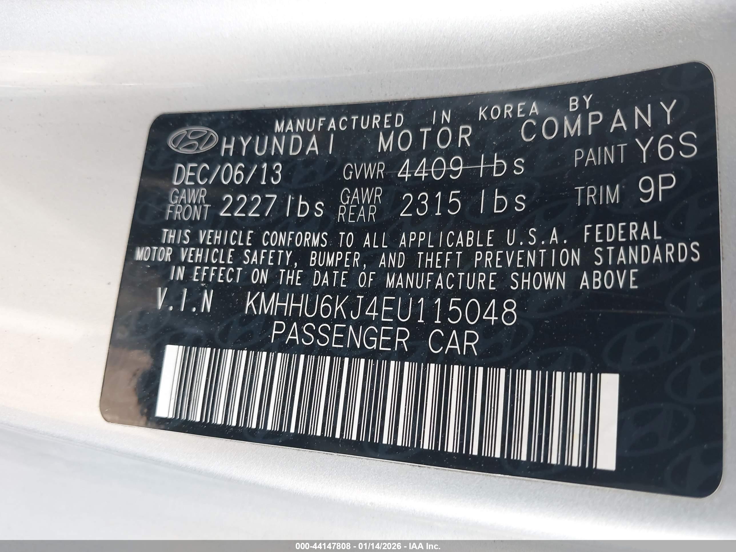 HYUNDAI GENESIS image 9