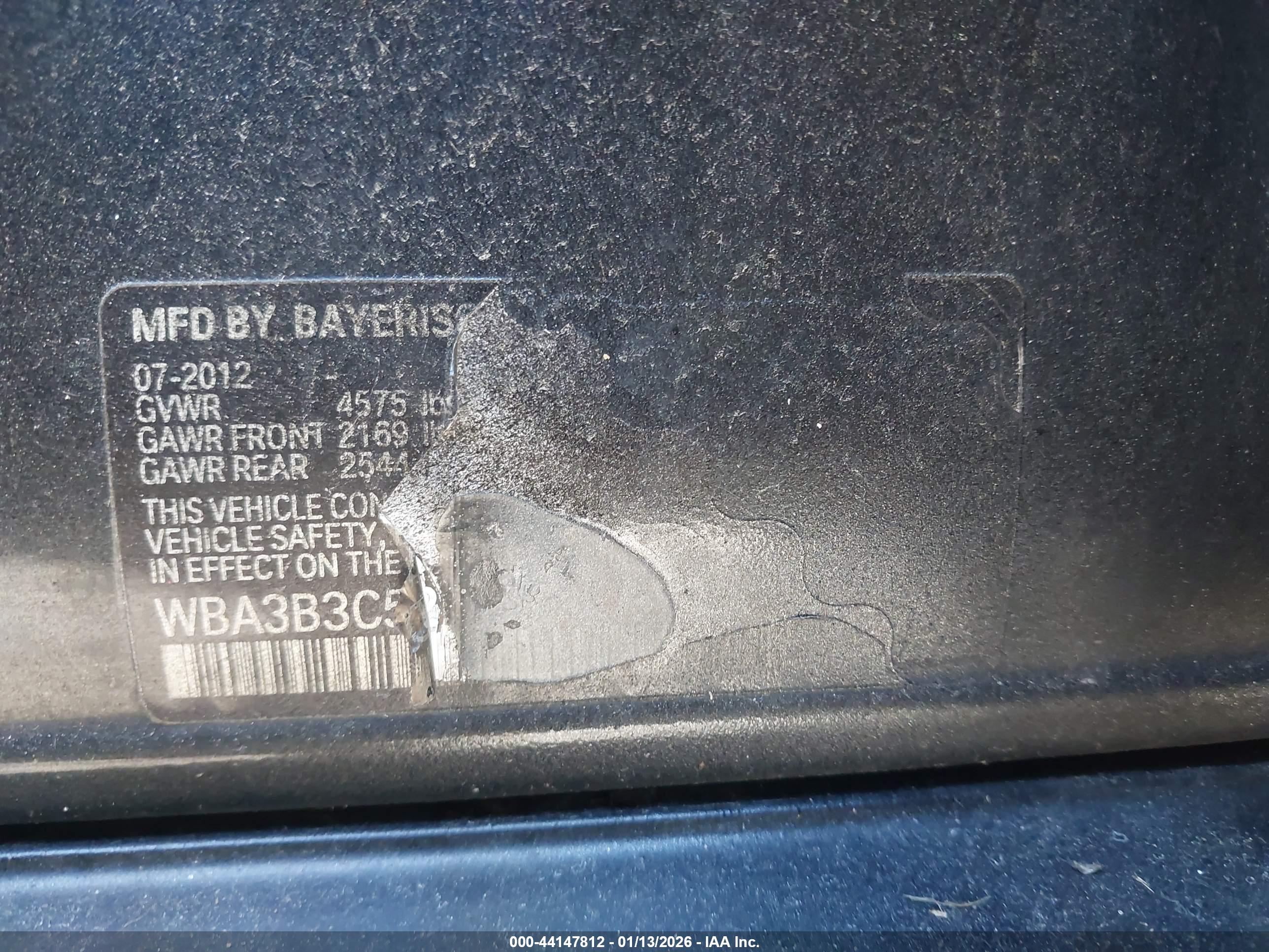BMW 328I image 9