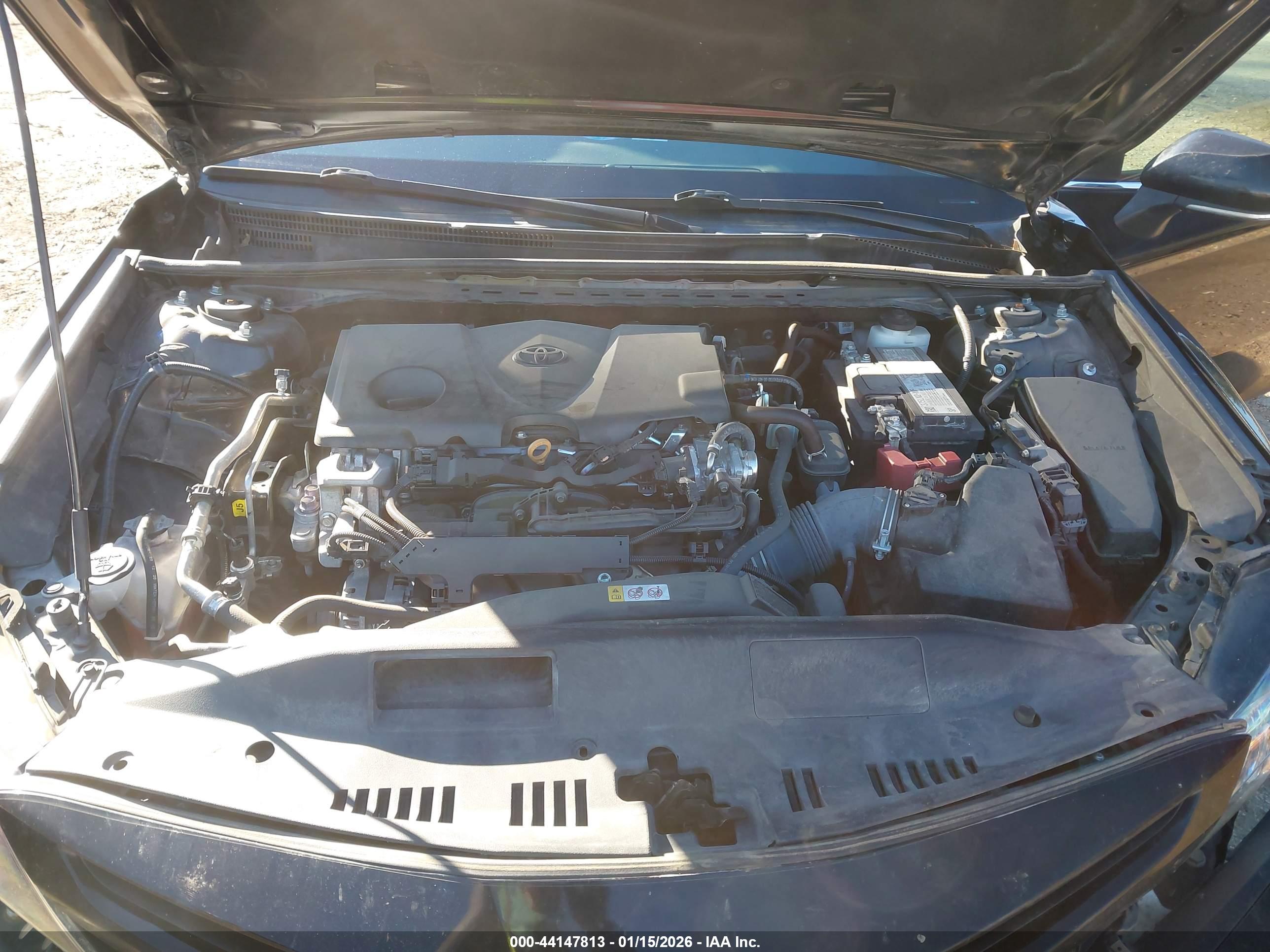 TOYOTA CAMRY image 10