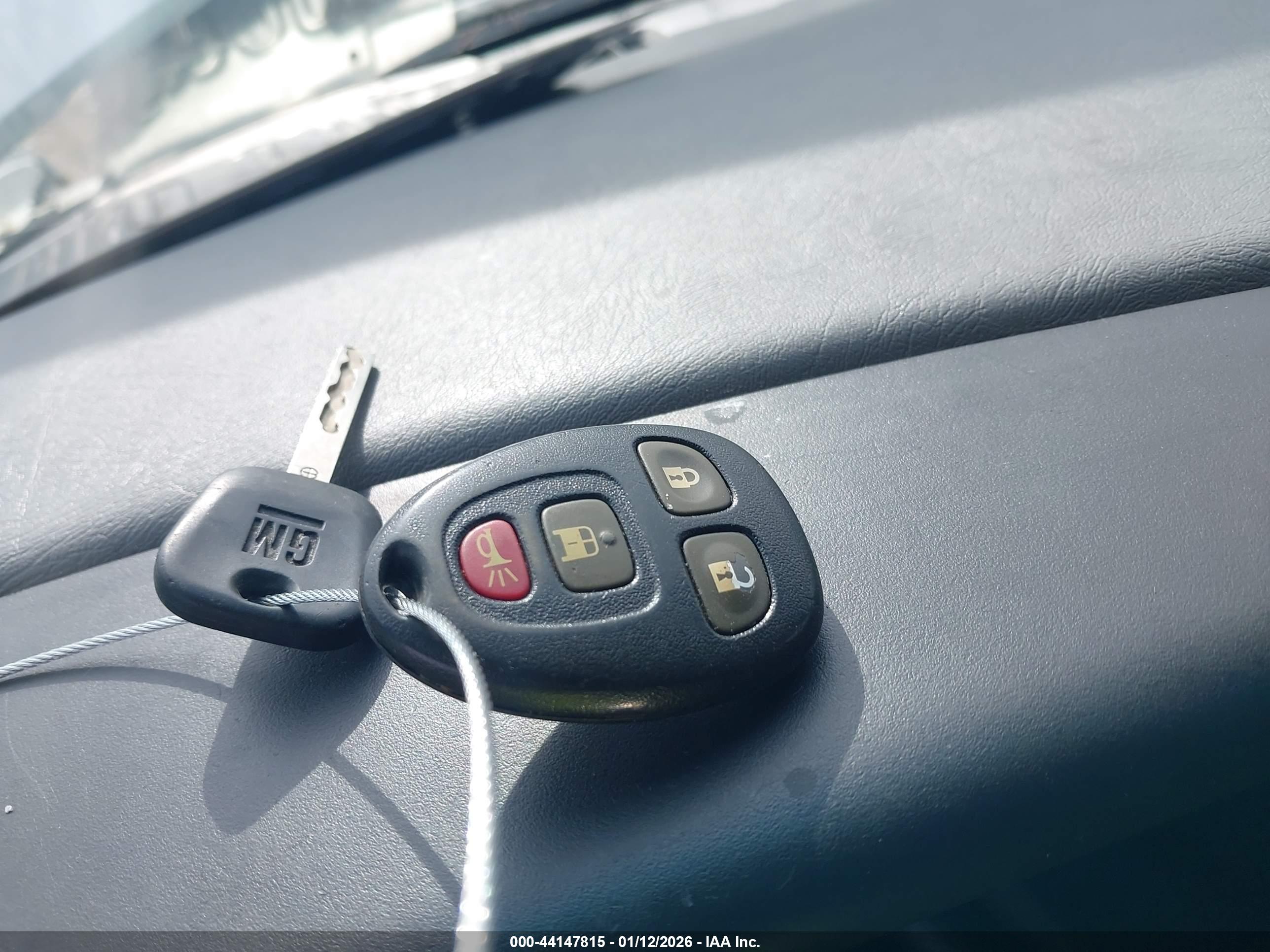 CHEVROLET EXPRESS image 11