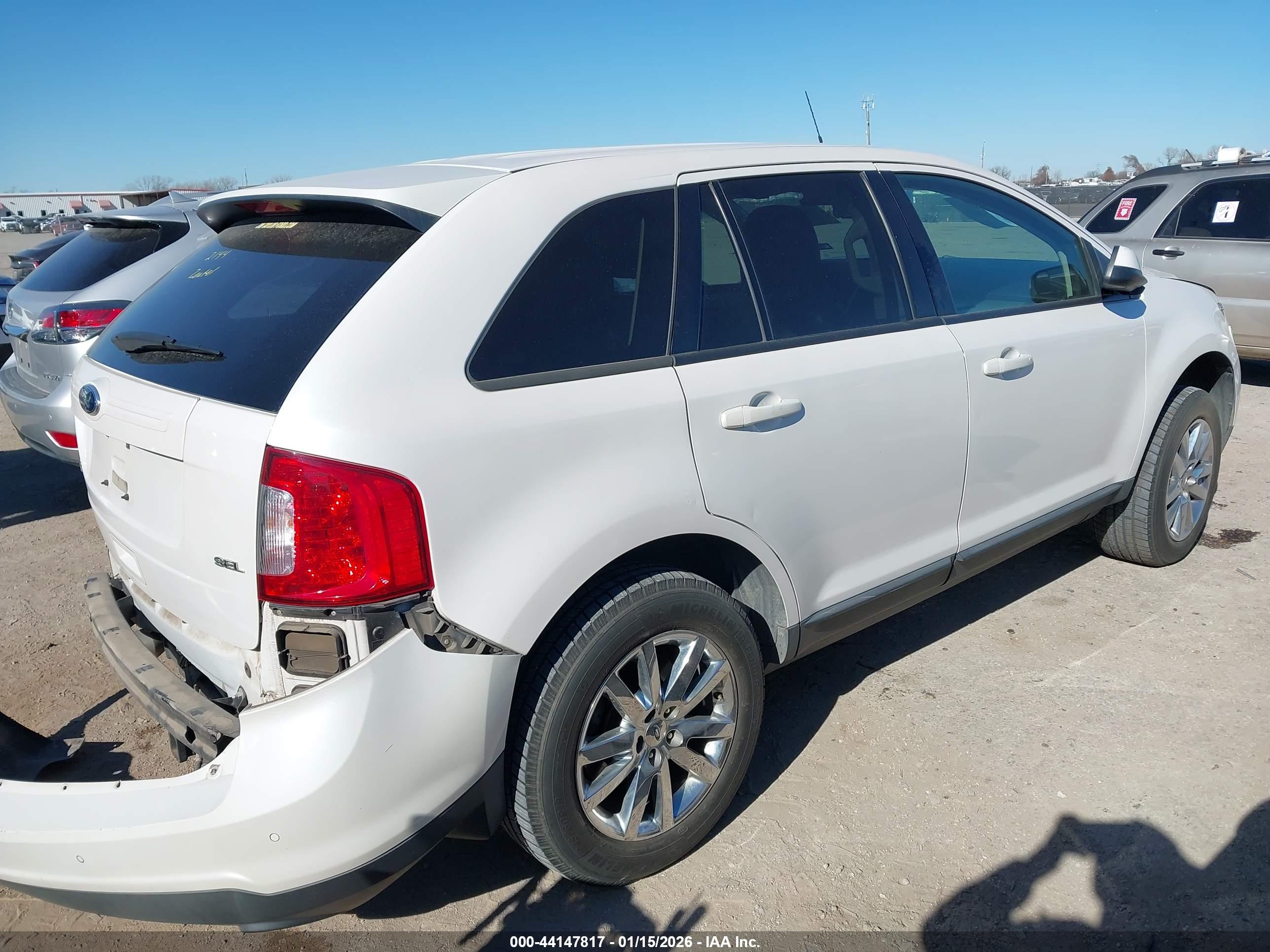 FORD EDGE image 4