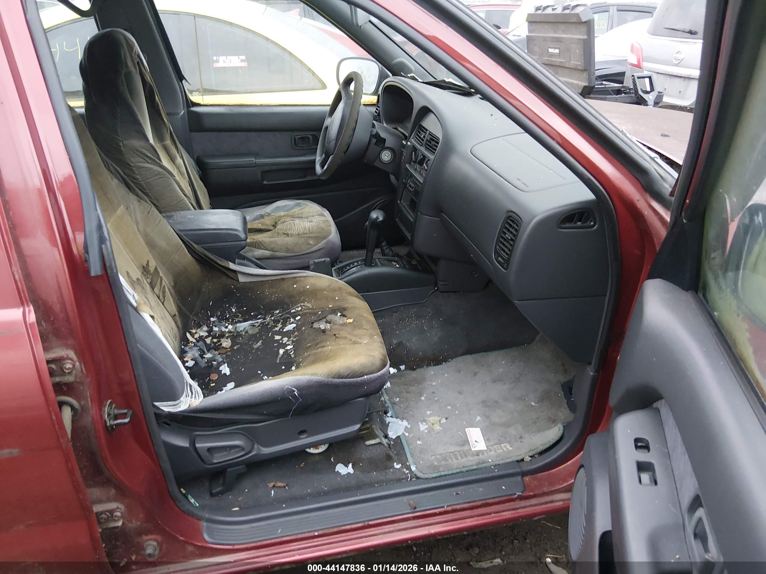 NISSAN PATHFINDER image 5
