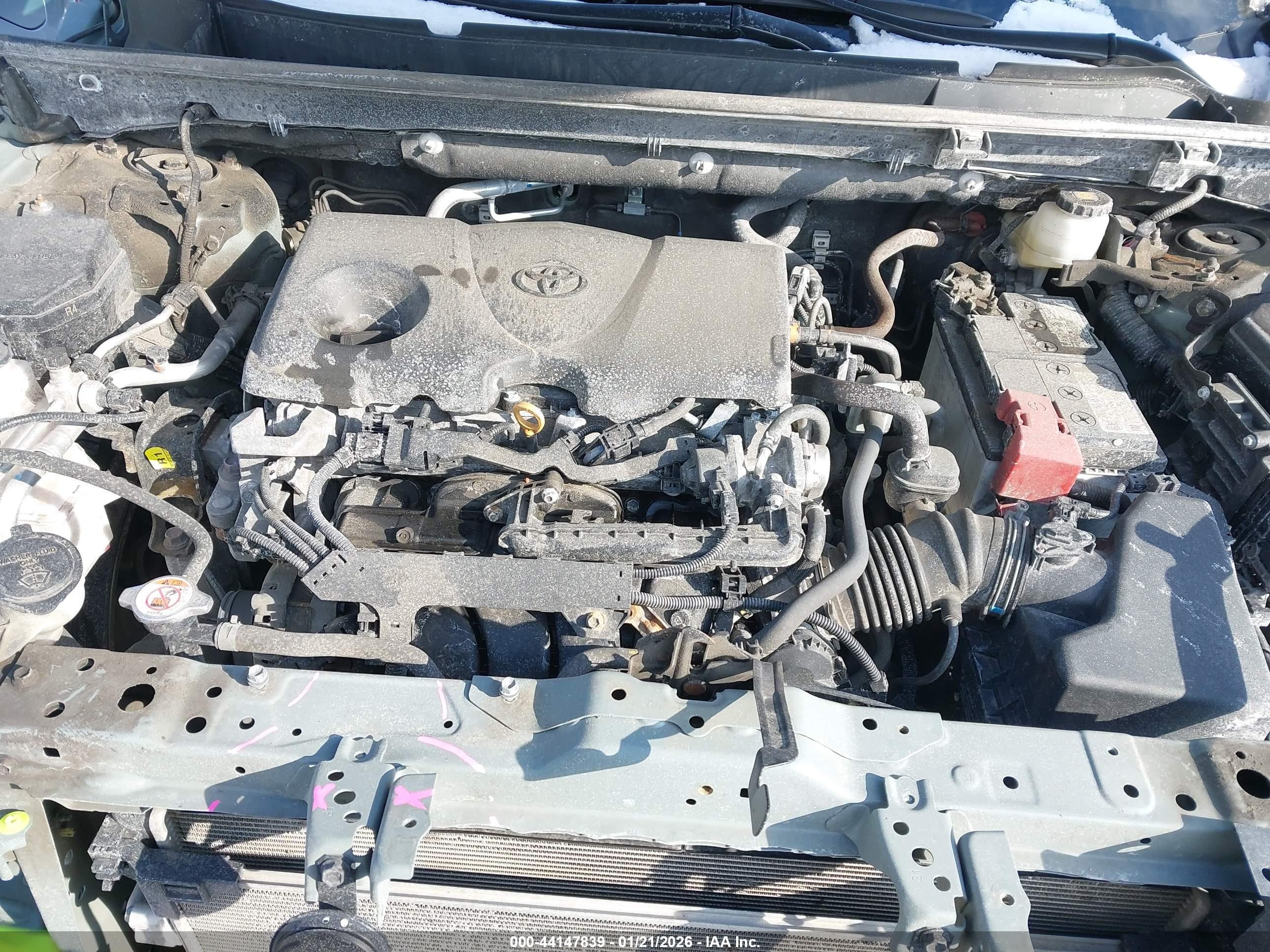 TOYOTA RAV4 image 10