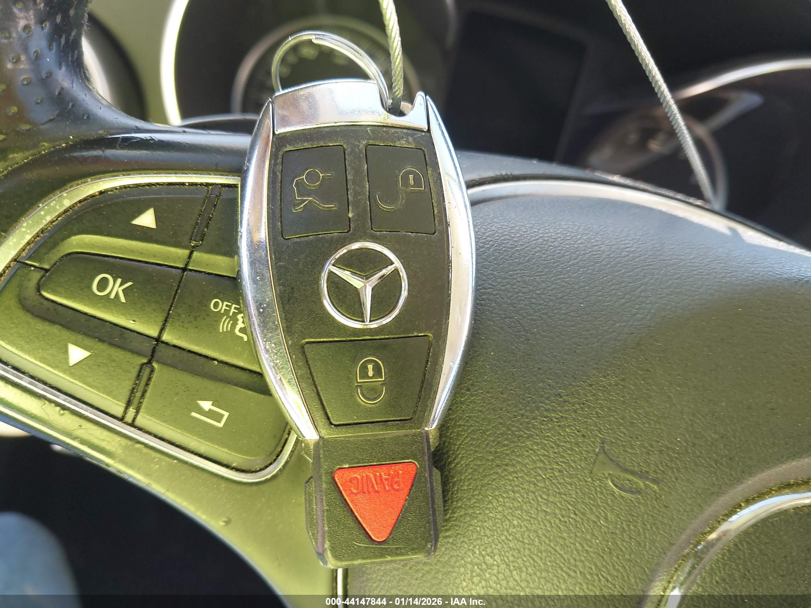 MERCEDES-BENZ C image 11