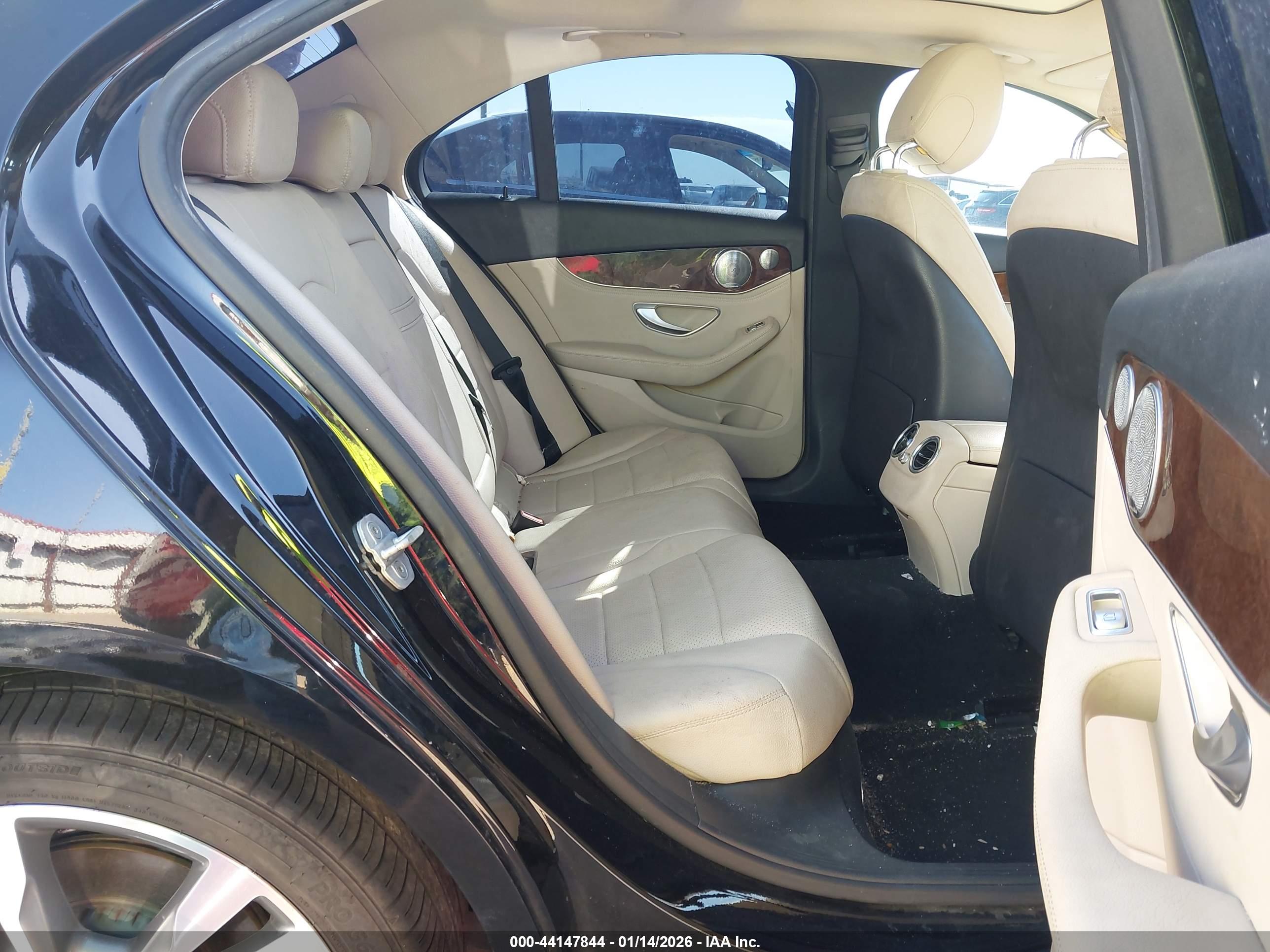 MERCEDES-BENZ C image 8