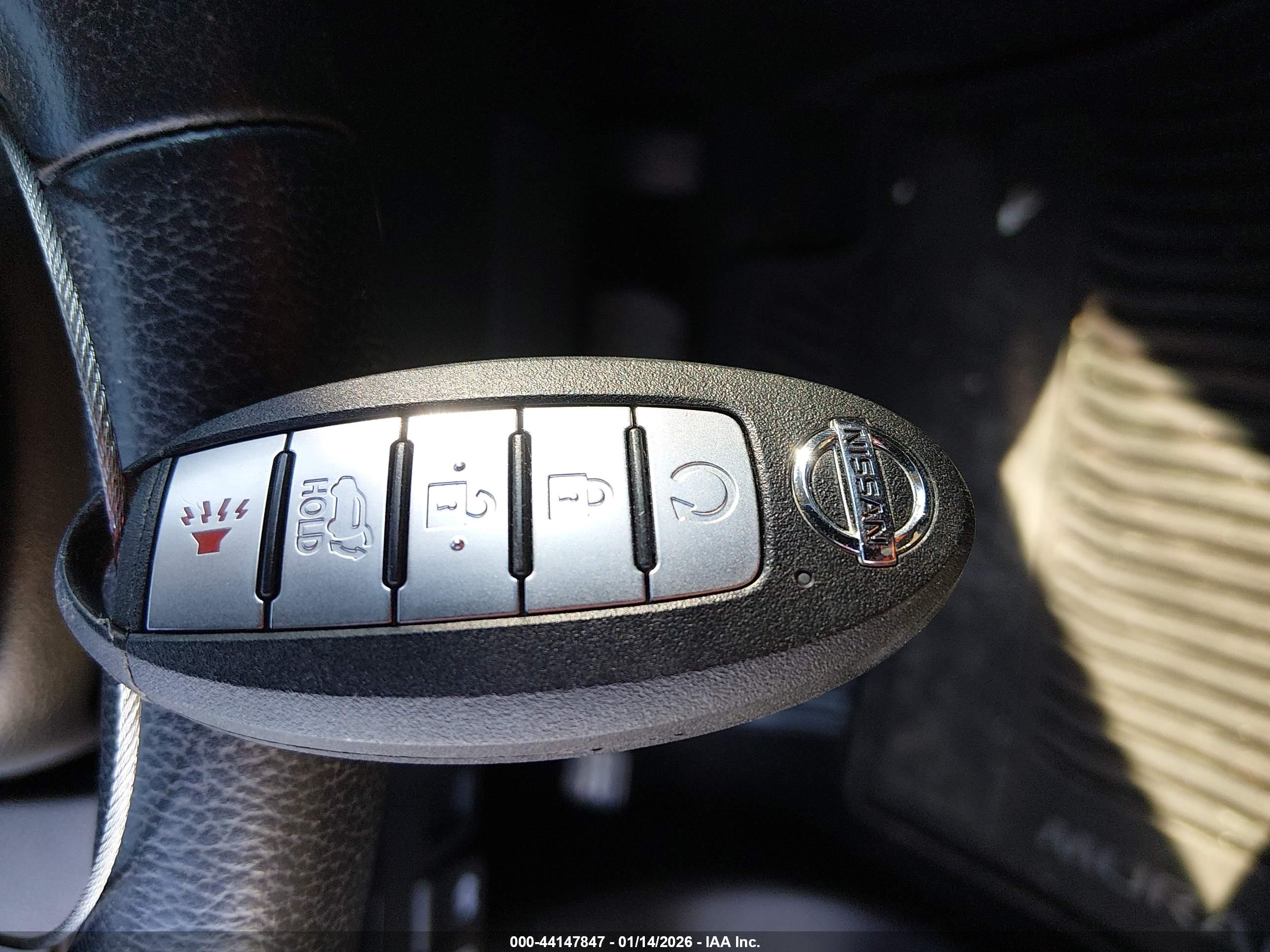 NISSAN MURANO image 11