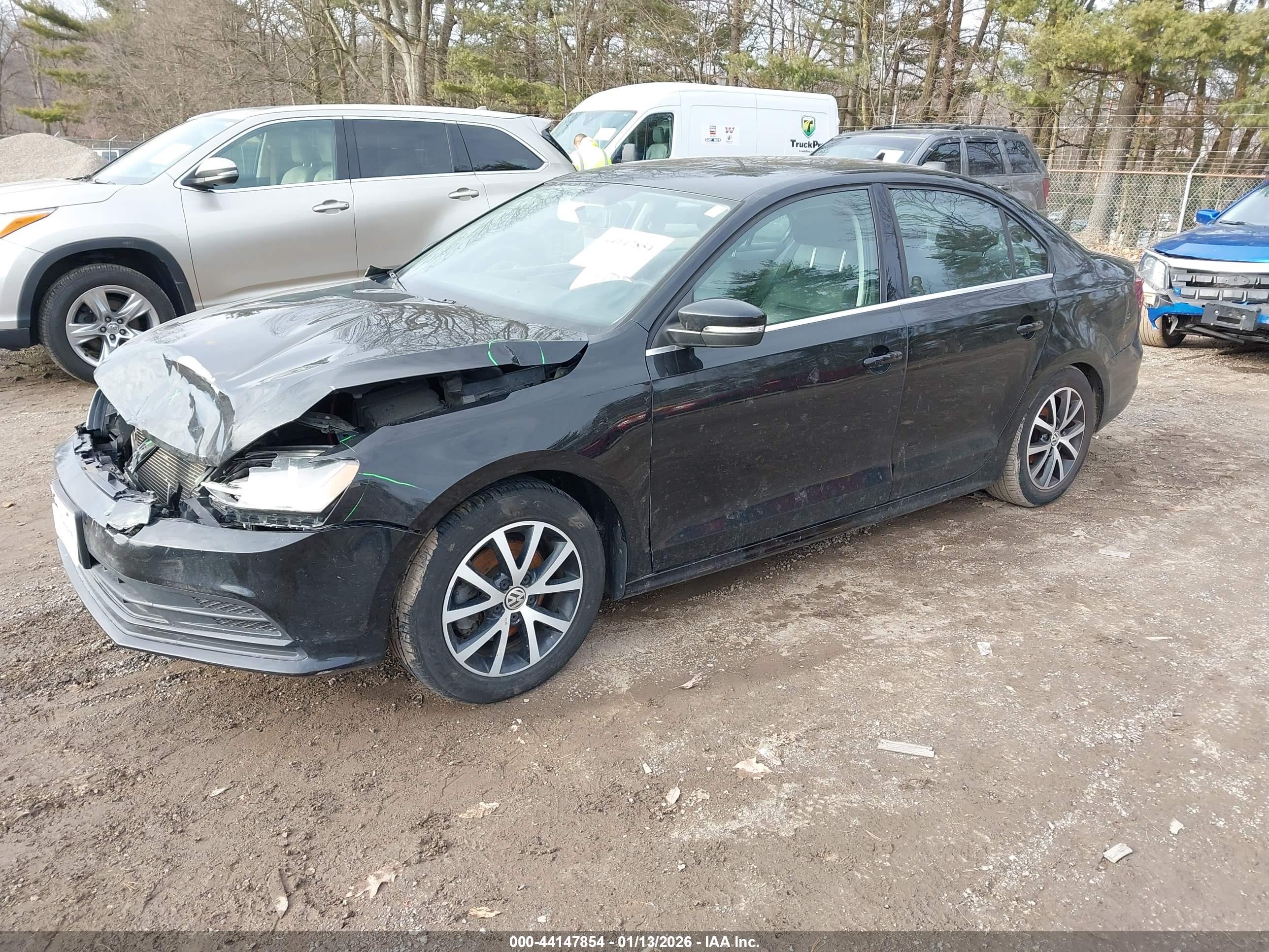 VOLKSWAGEN JETTA image 2