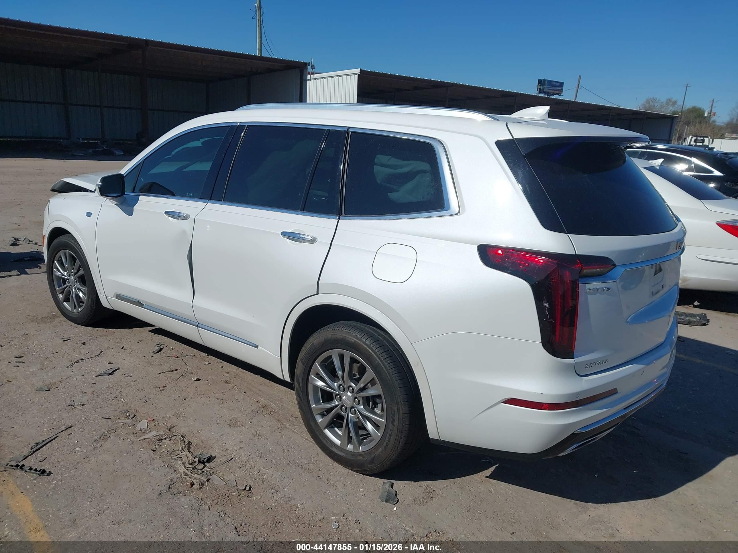 CADILLAC XT6 image 3