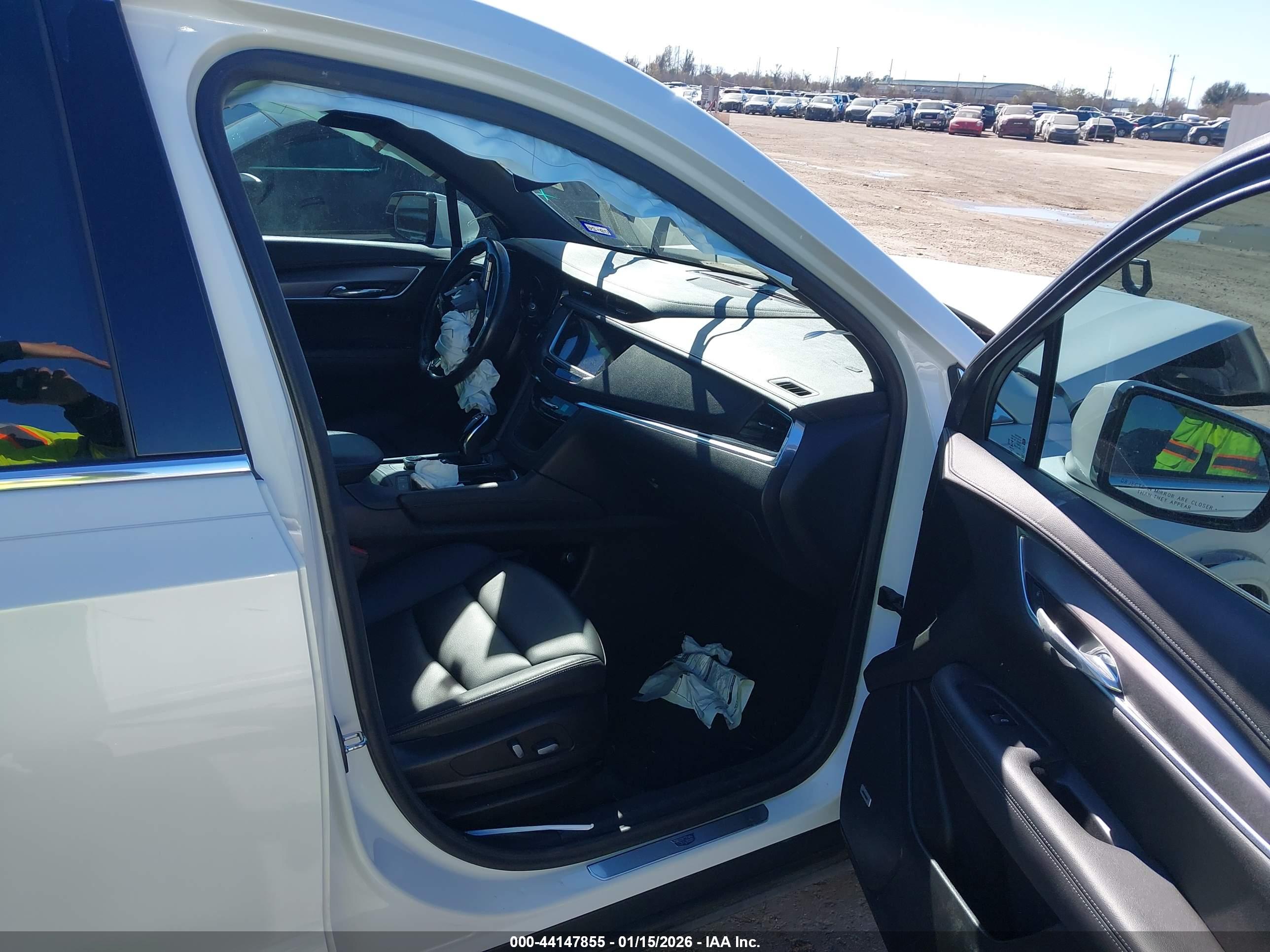 CADILLAC XT6 image 5
