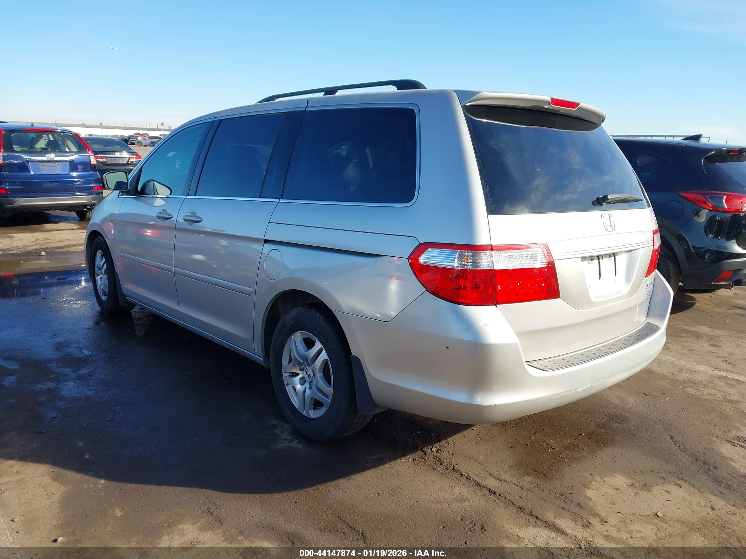 HONDA ODYSSEY image 3
