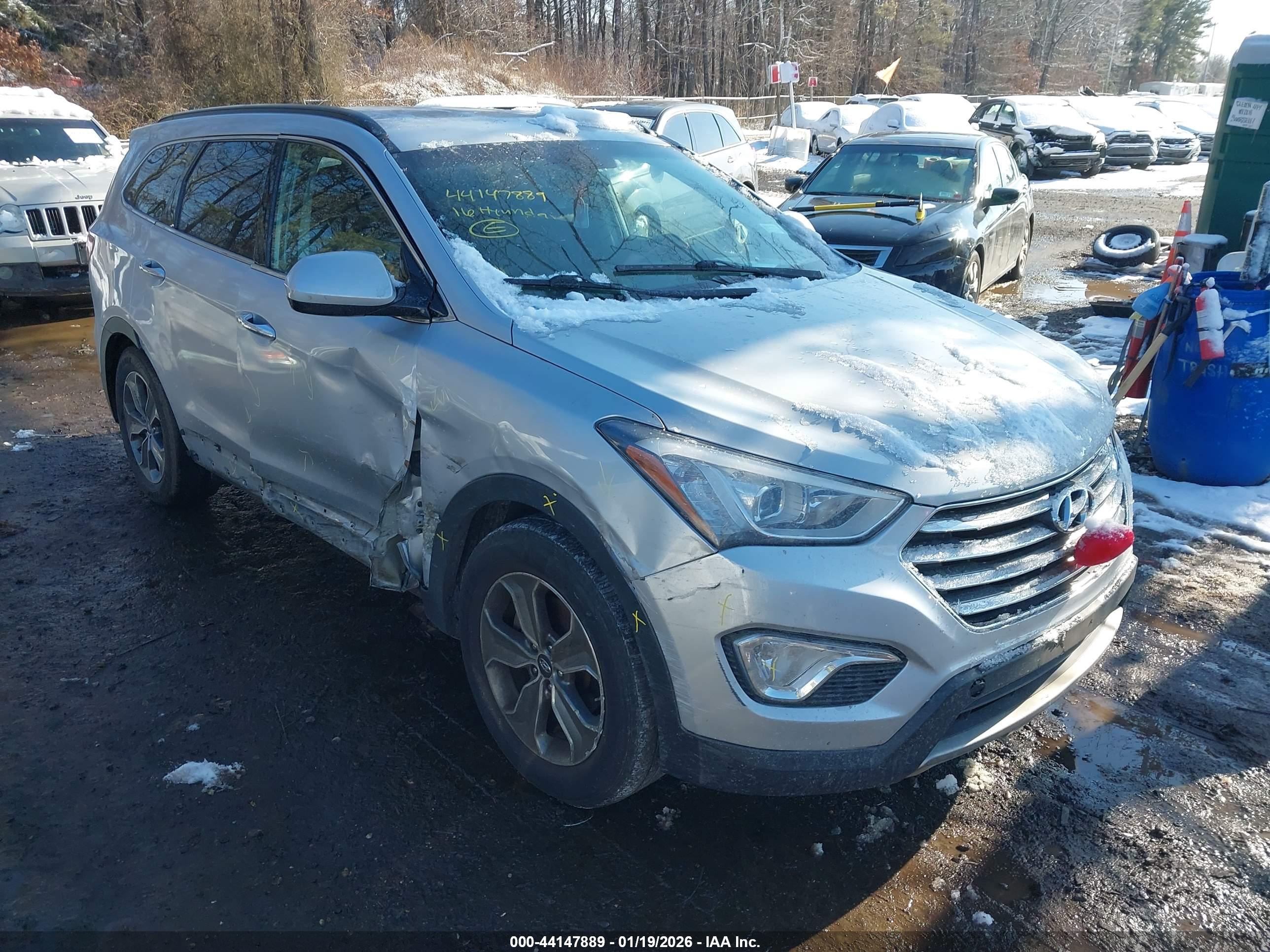 HYUNDAI SANTA image 6