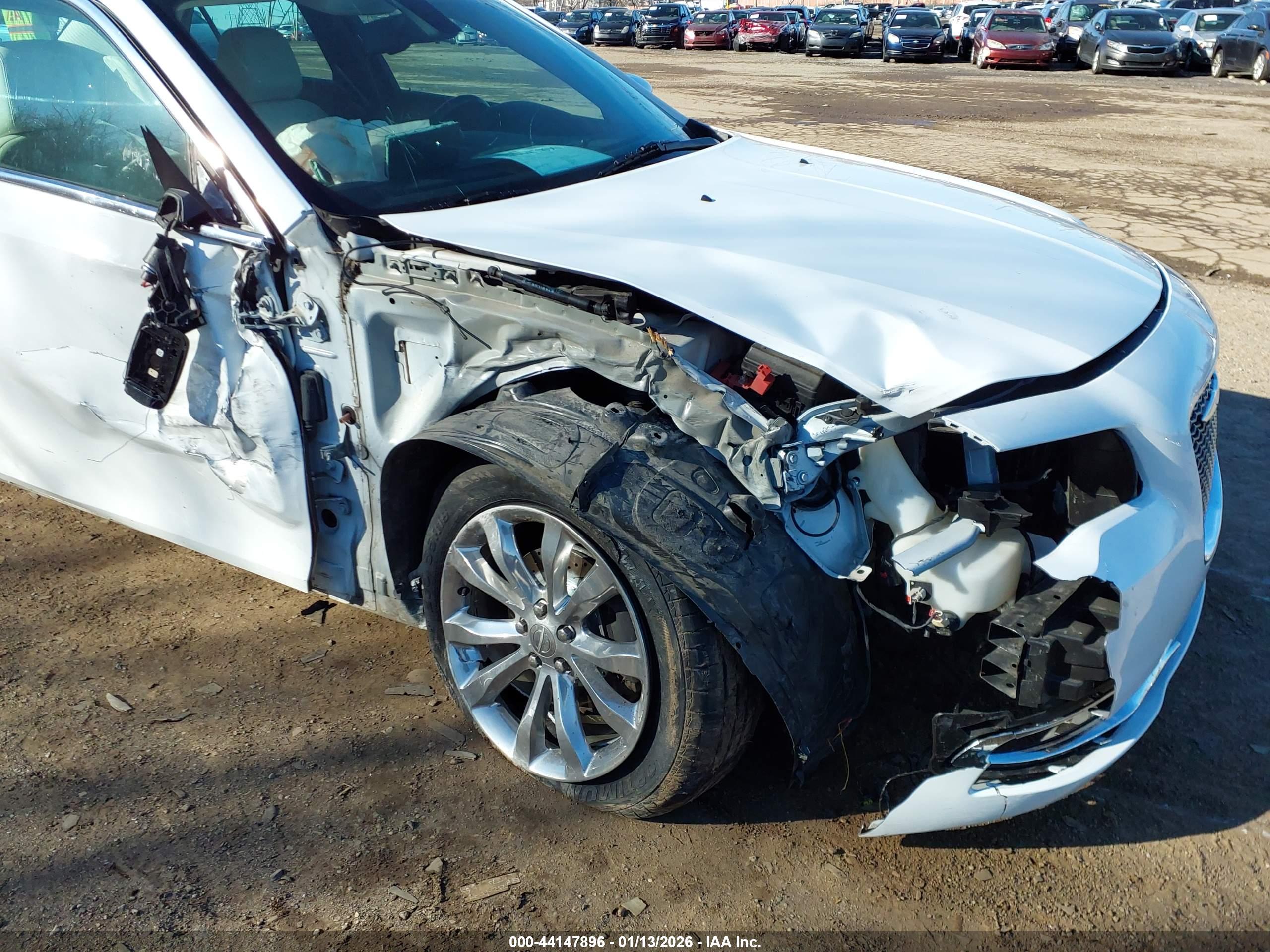 CHRYSLER 300 image 6