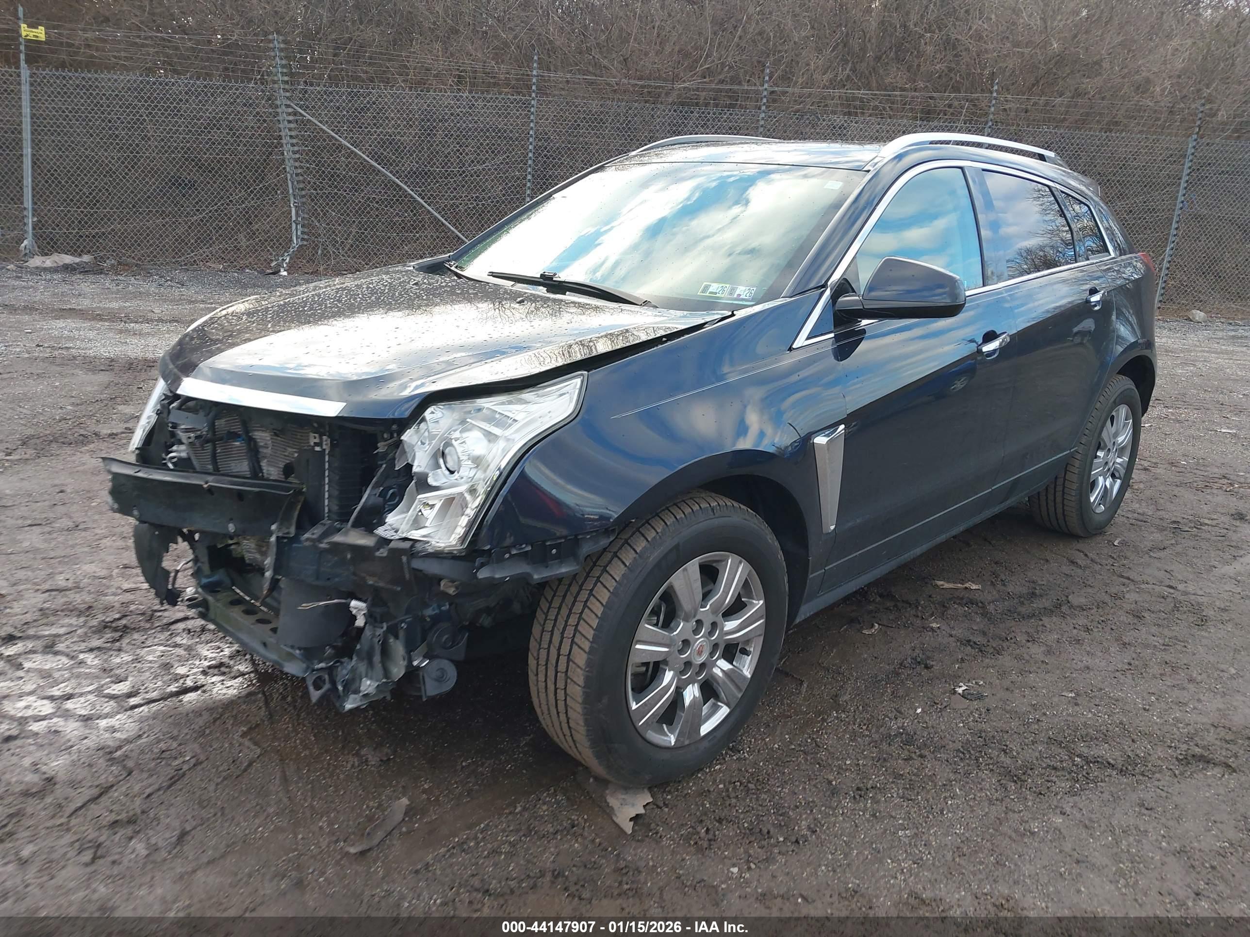 CADILLAC SRX image 2