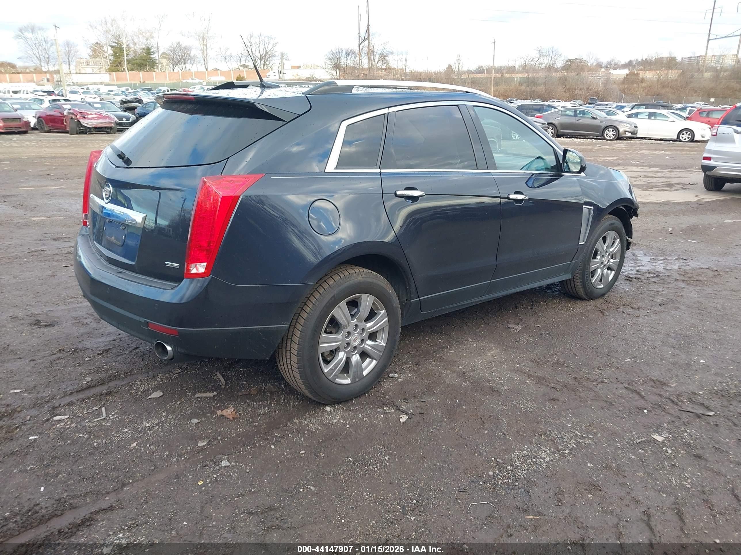 CADILLAC SRX image 4