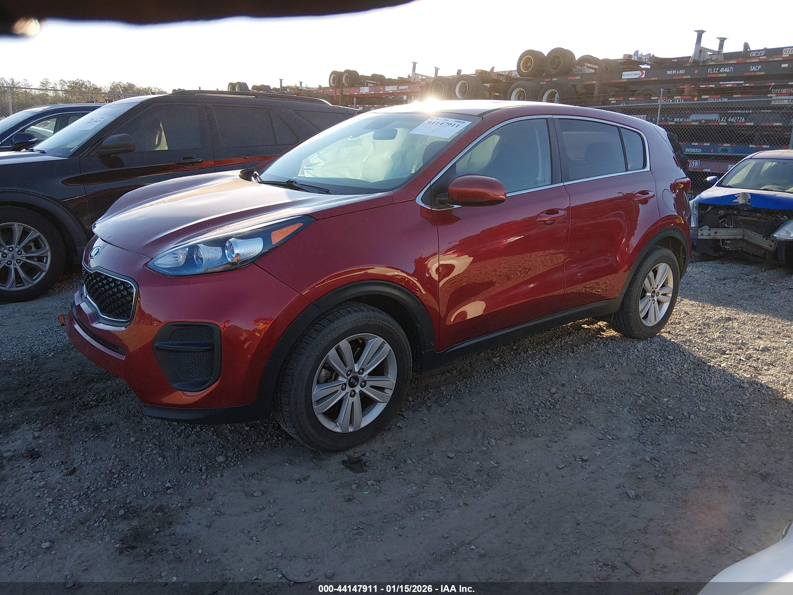 KIA SPORTAGE image 2