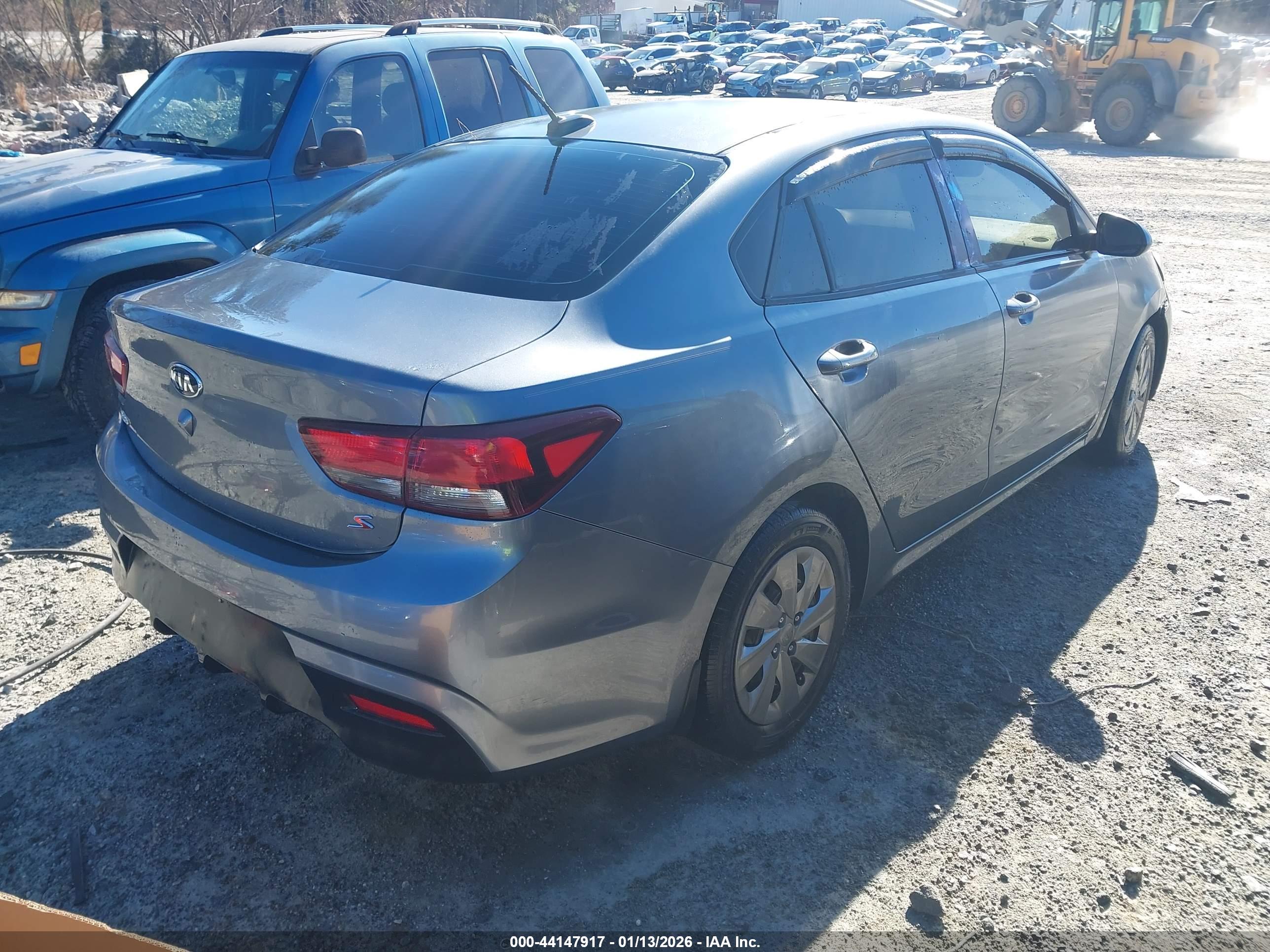 KIA RIO image 4