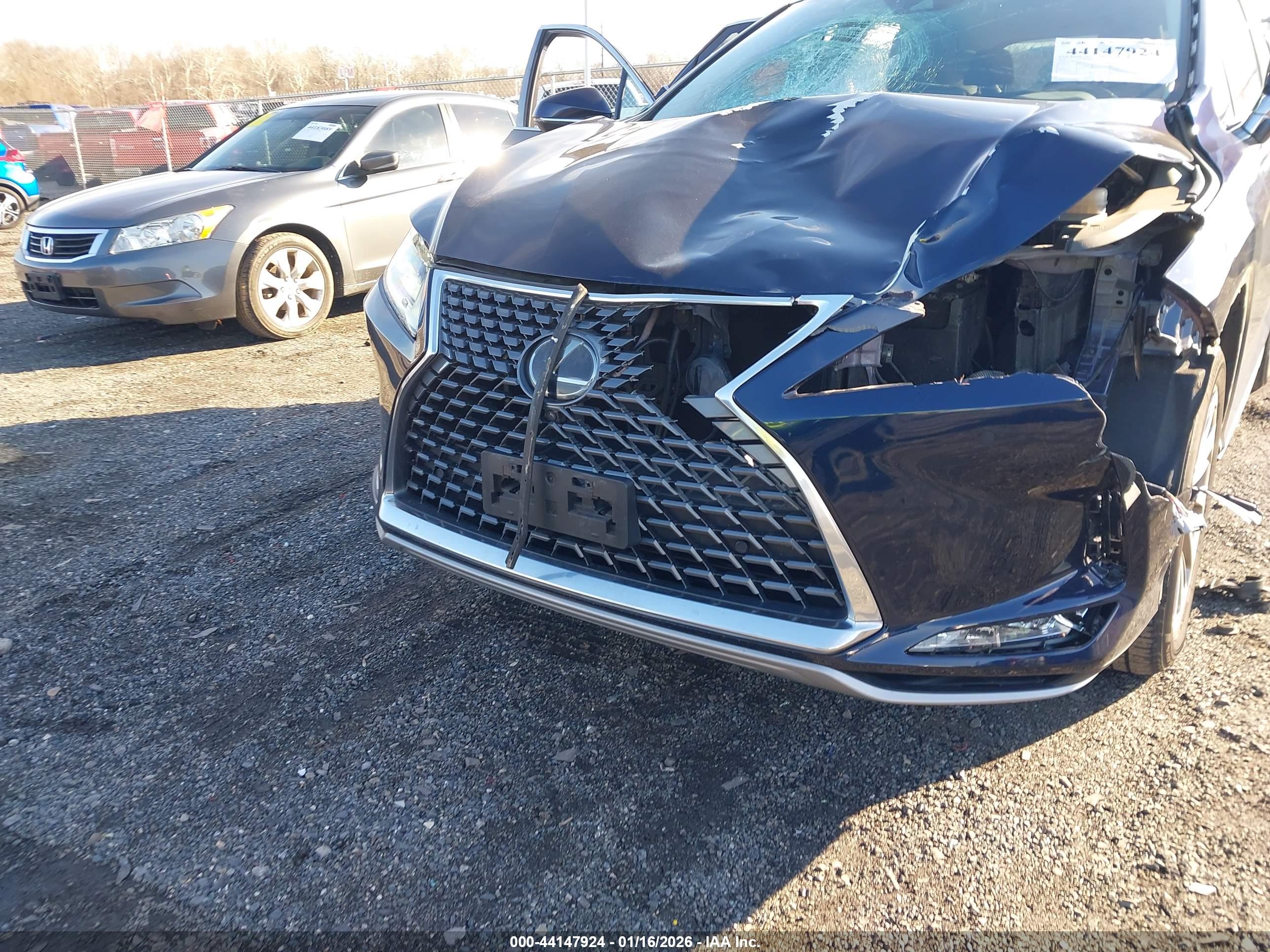 LEXUS RX image 6
