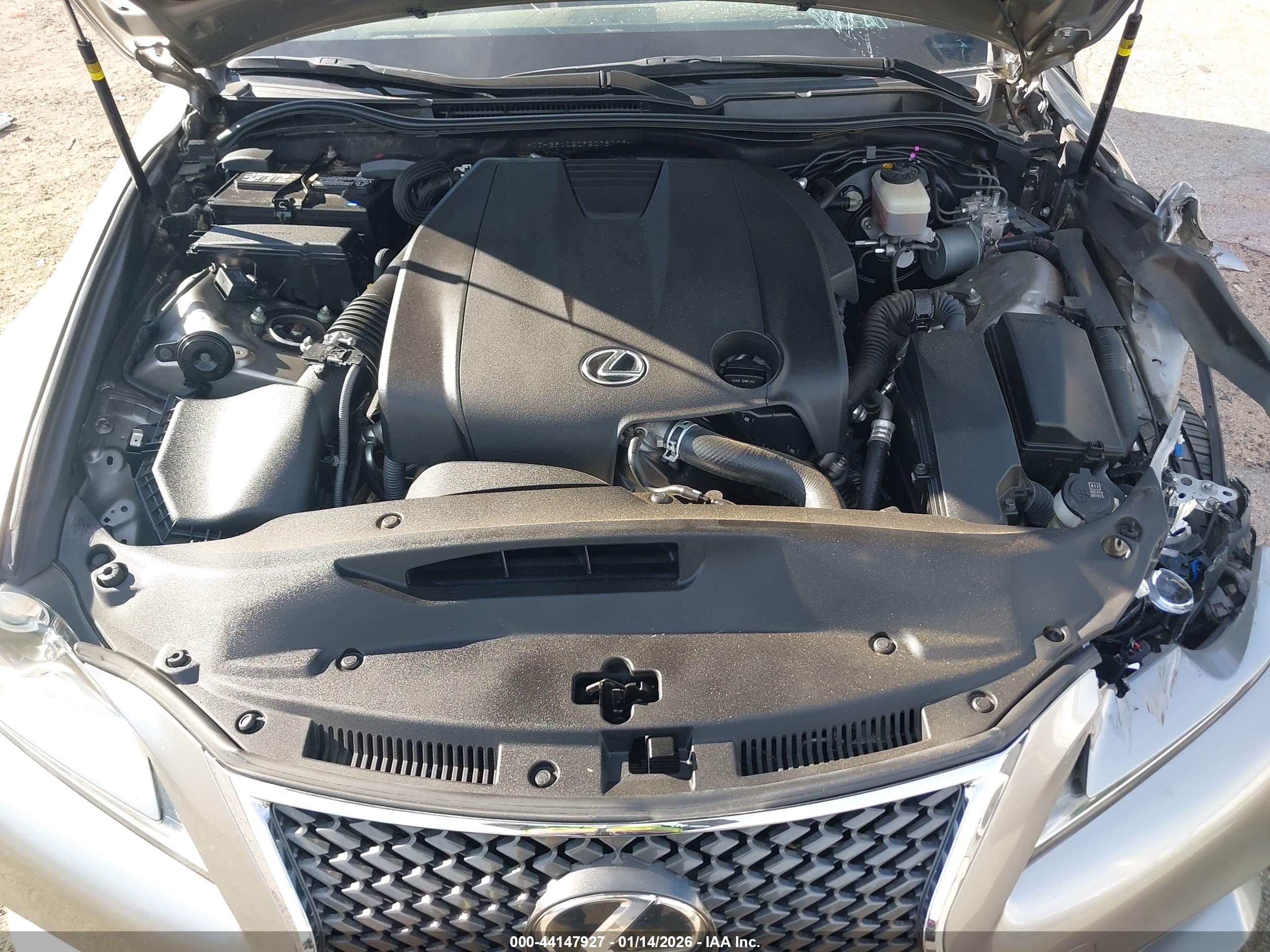 LEXUS IS image 10