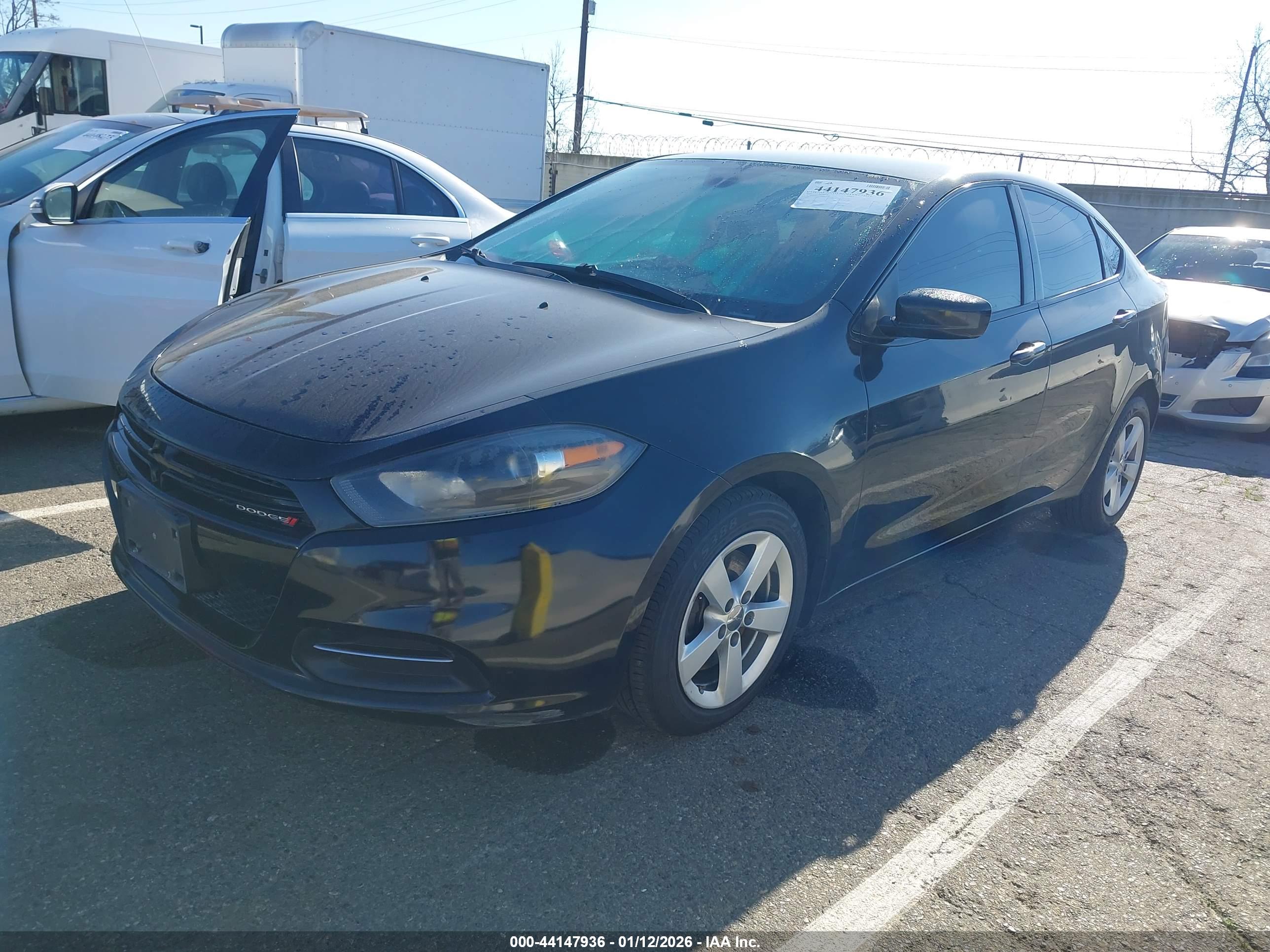 DODGE DART image 2