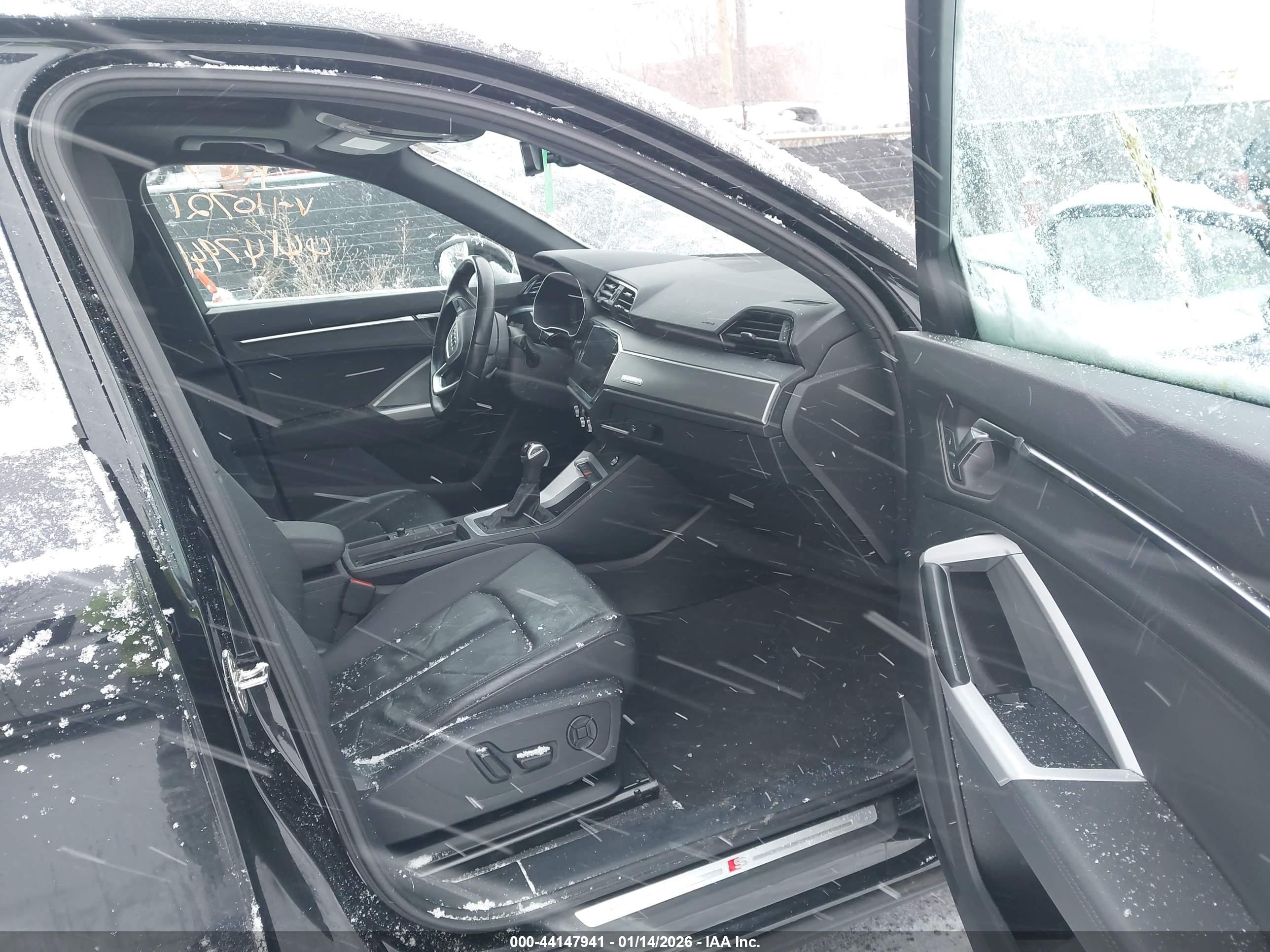 AUDI Q3 image 5