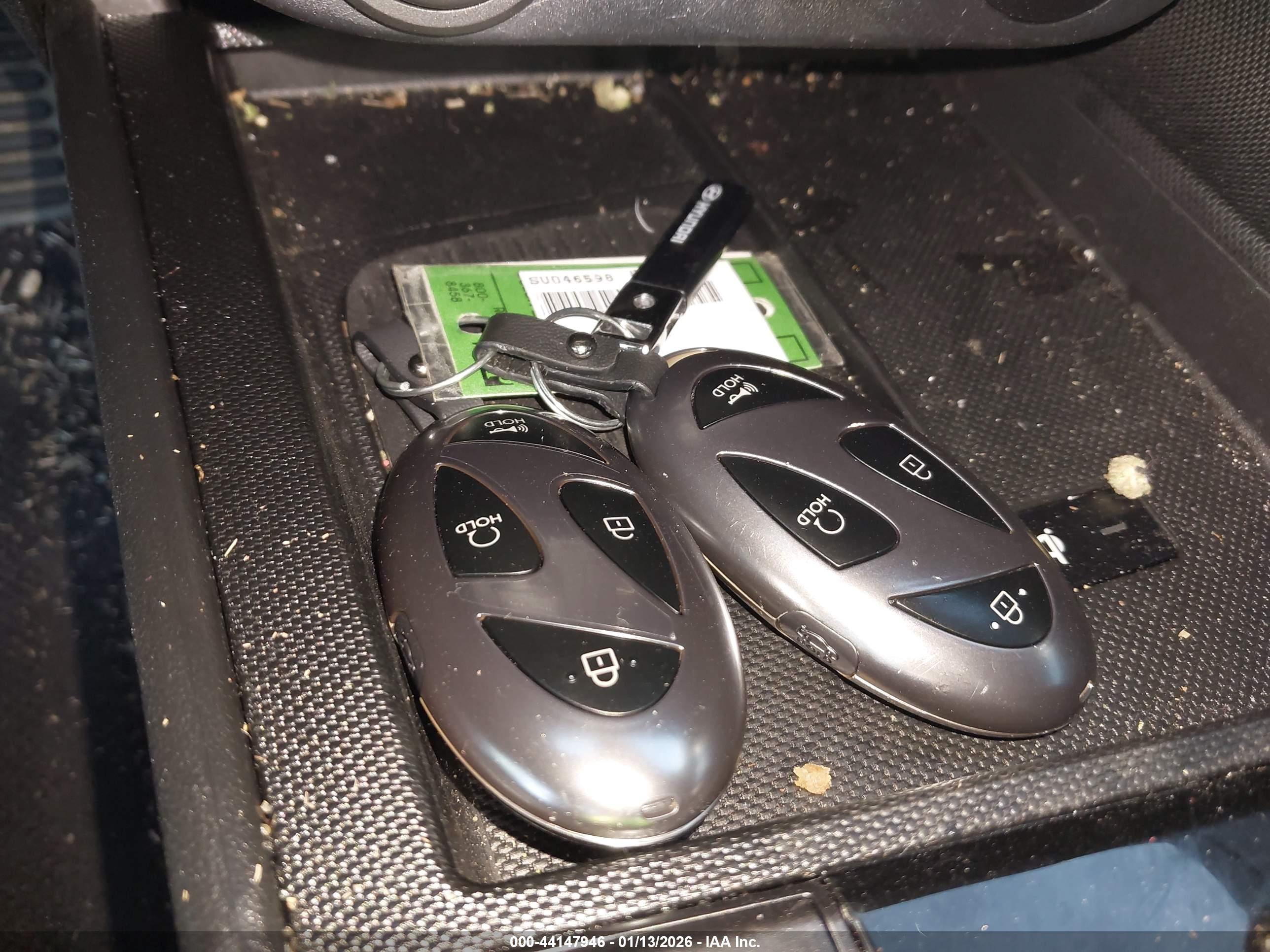HYUNDAI ELANTRA image 11