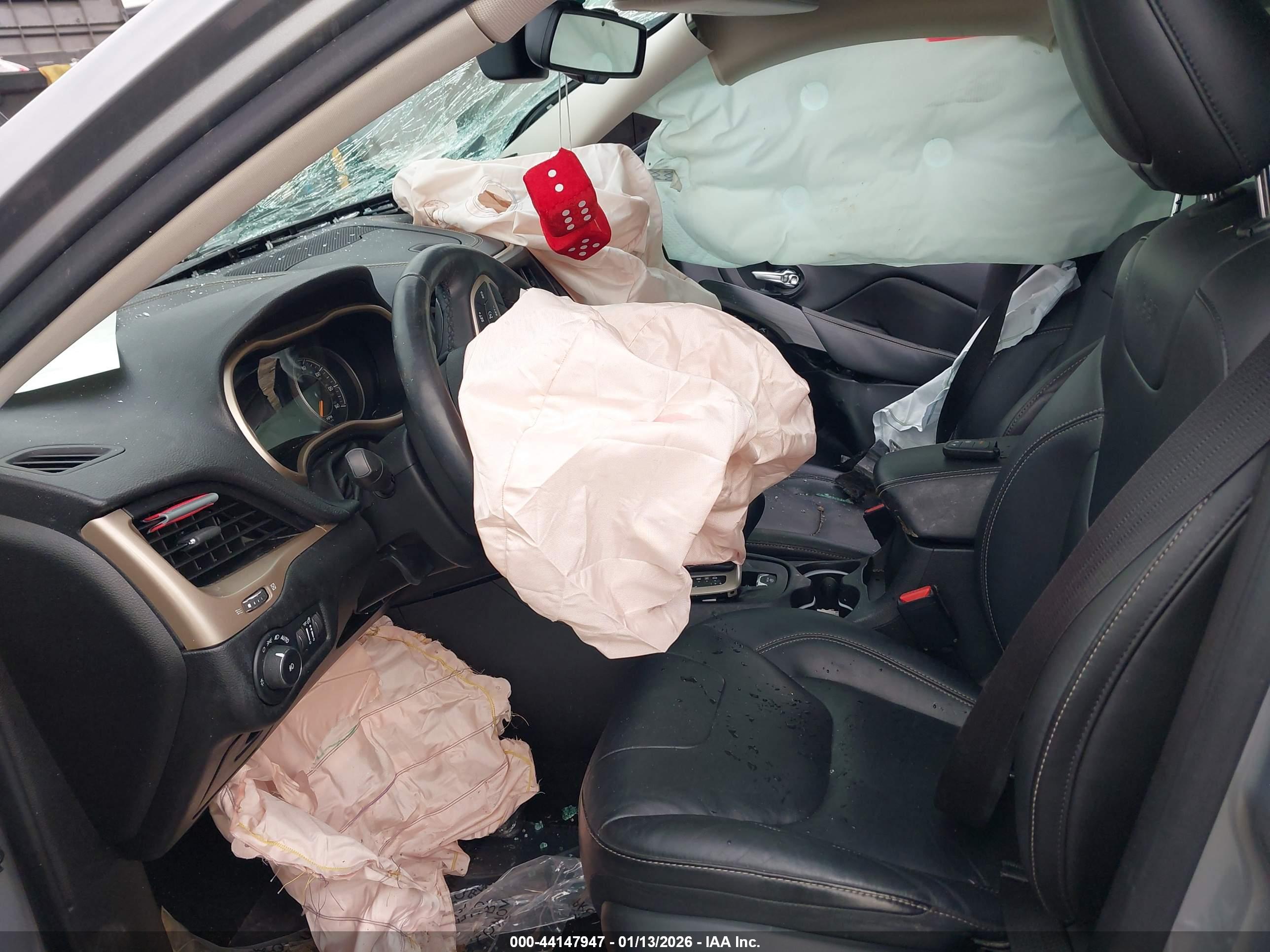 JEEP CHEROKEE image 5