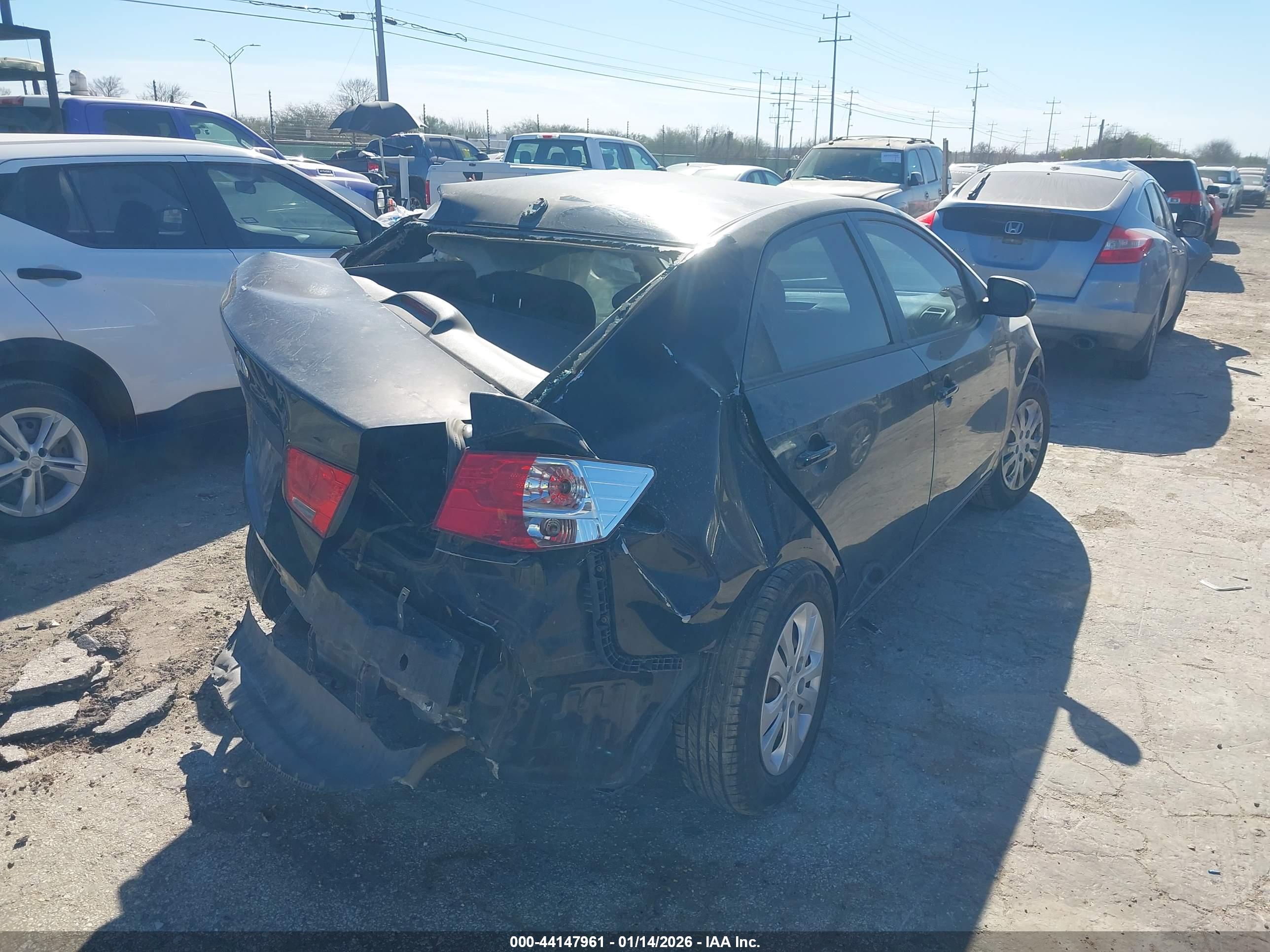 KIA FORTE image 4