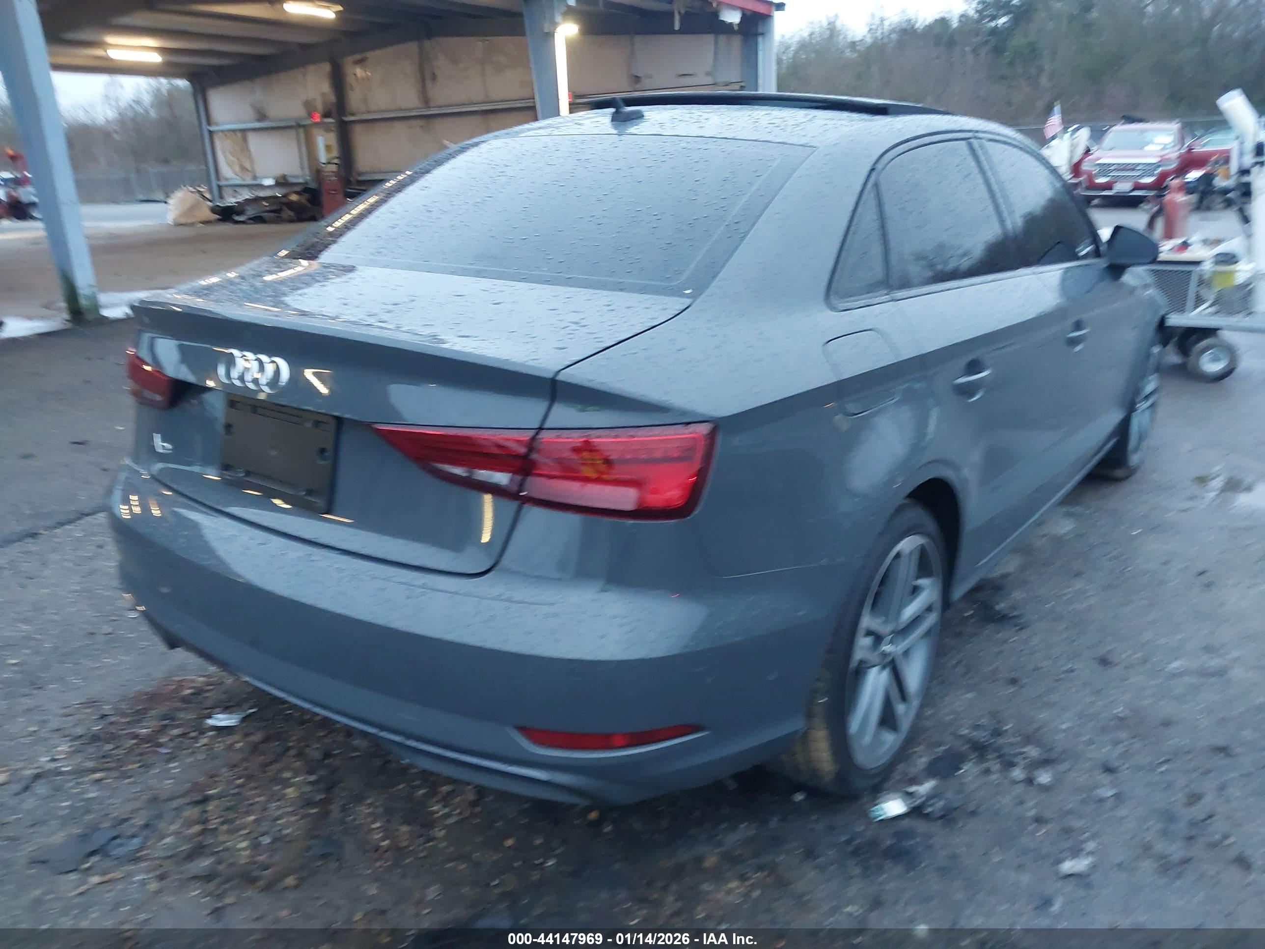 AUDI A3 image 4