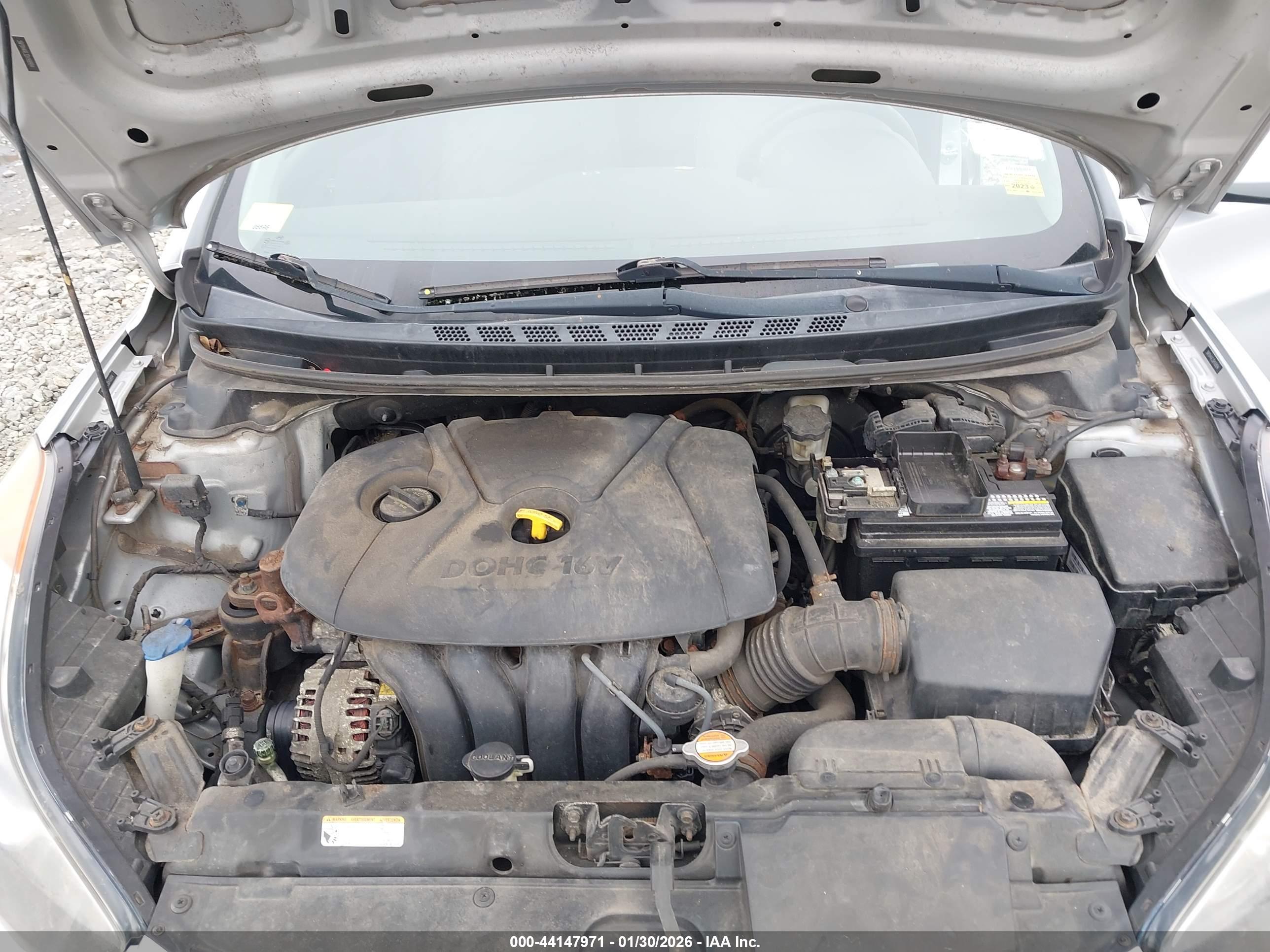 HYUNDAI ELANTRA image 10