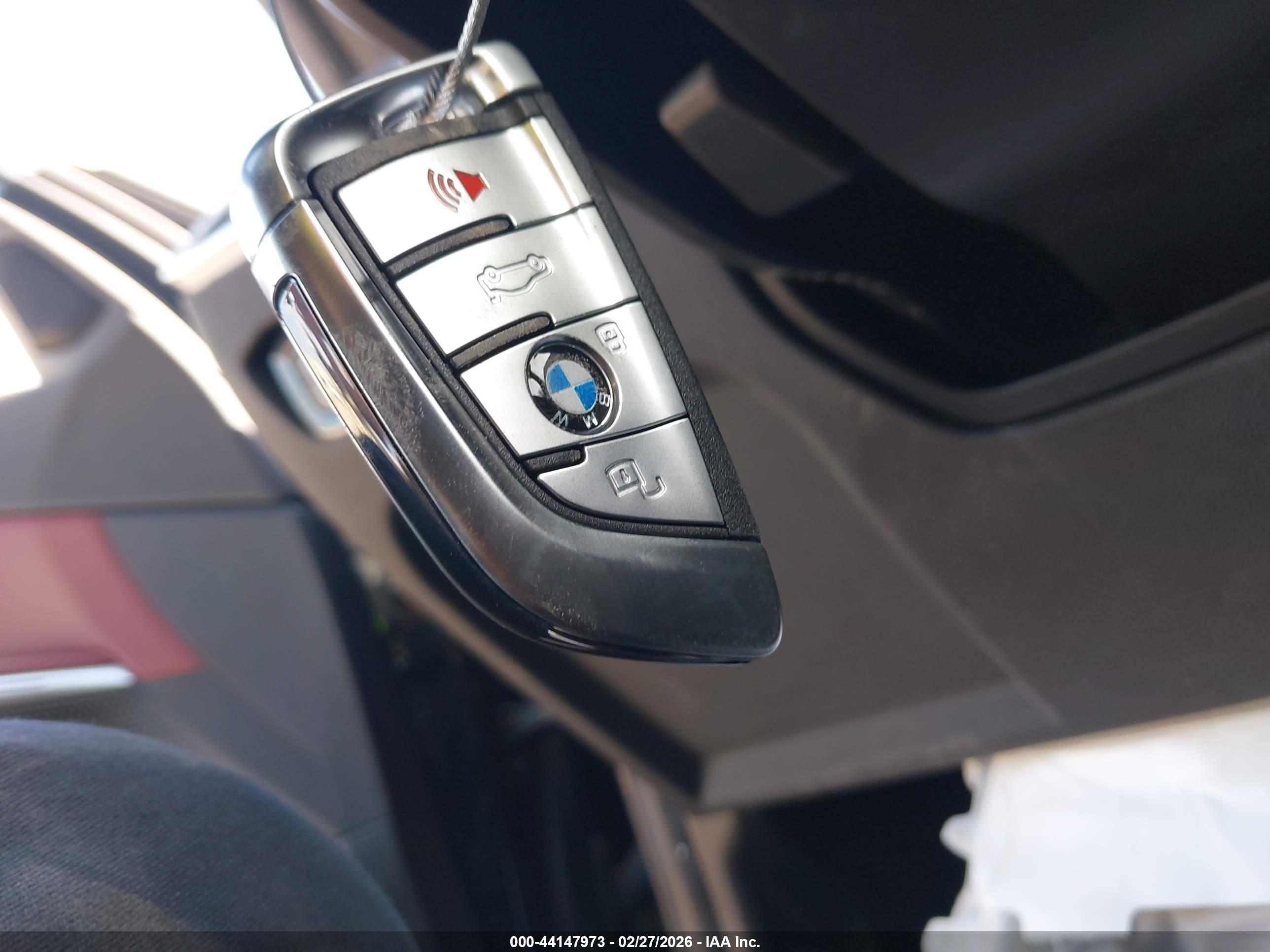 BMW 330I image 11