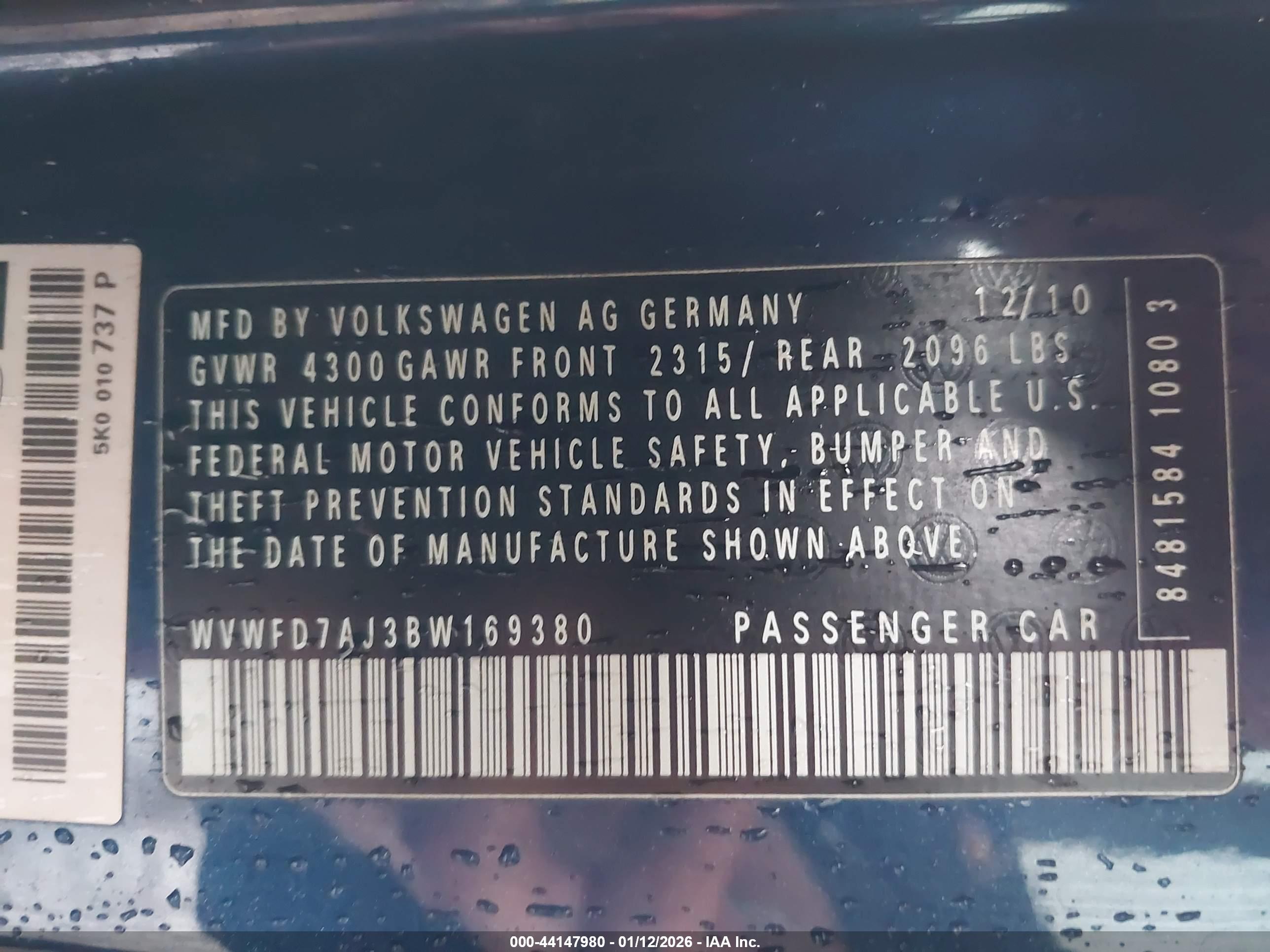 VOLKSWAGEN GTI image 9