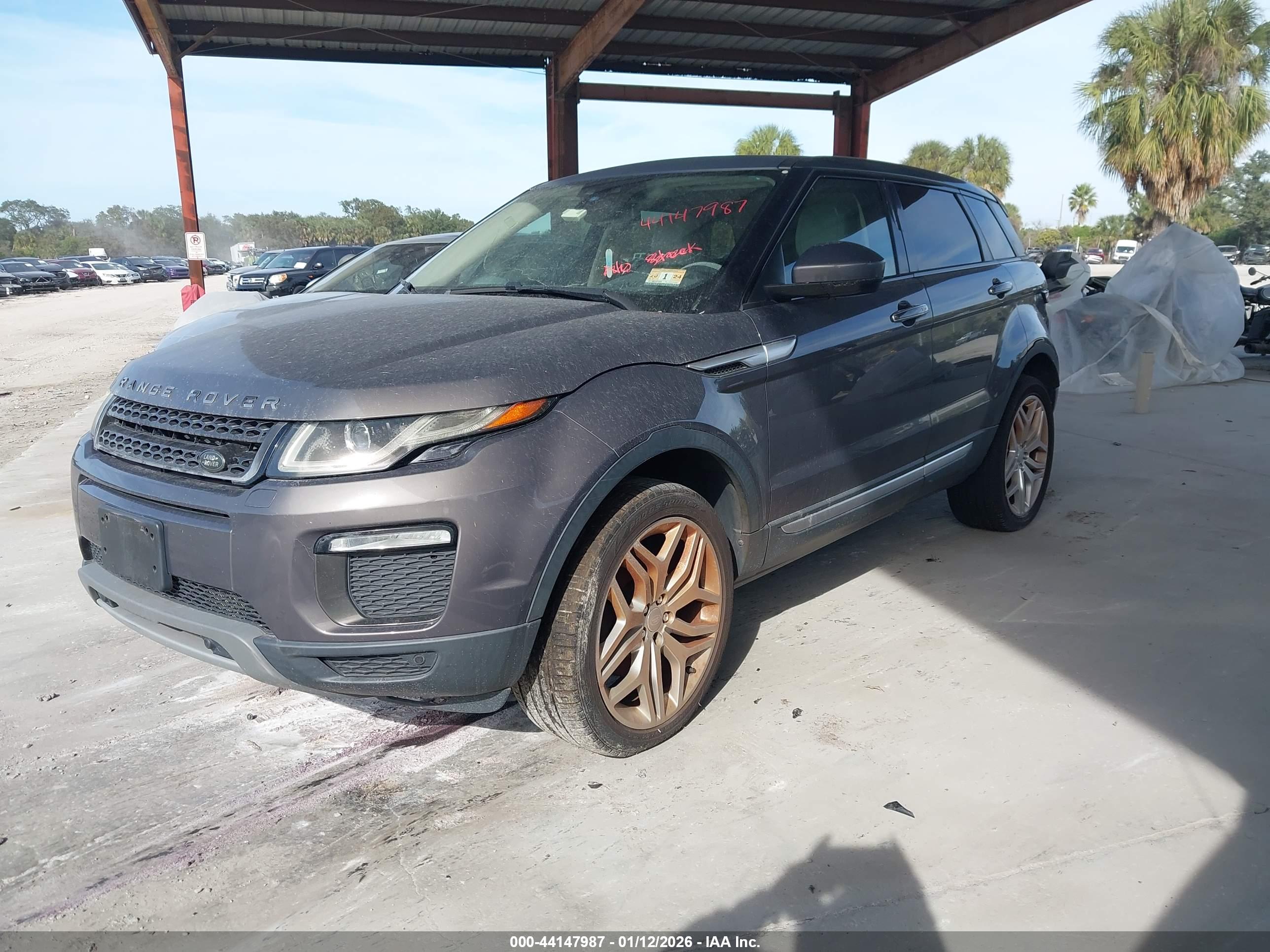 LAND ROVER image 2