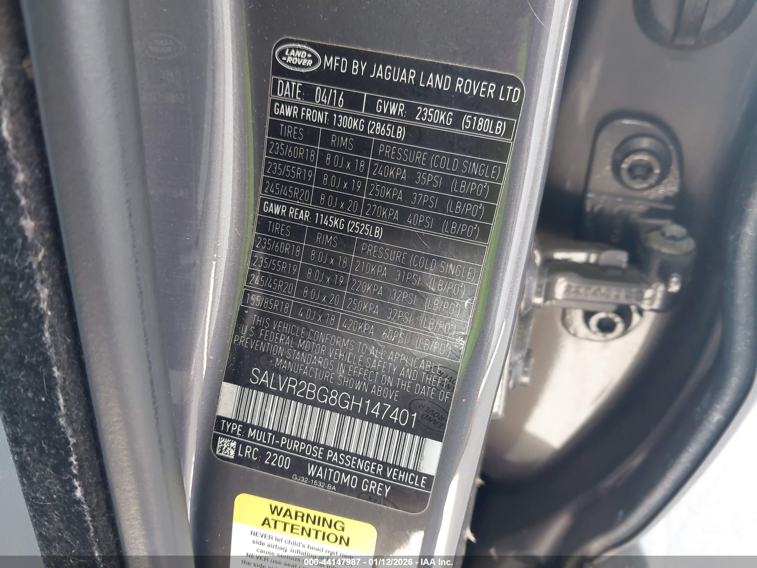 LAND ROVER image 9