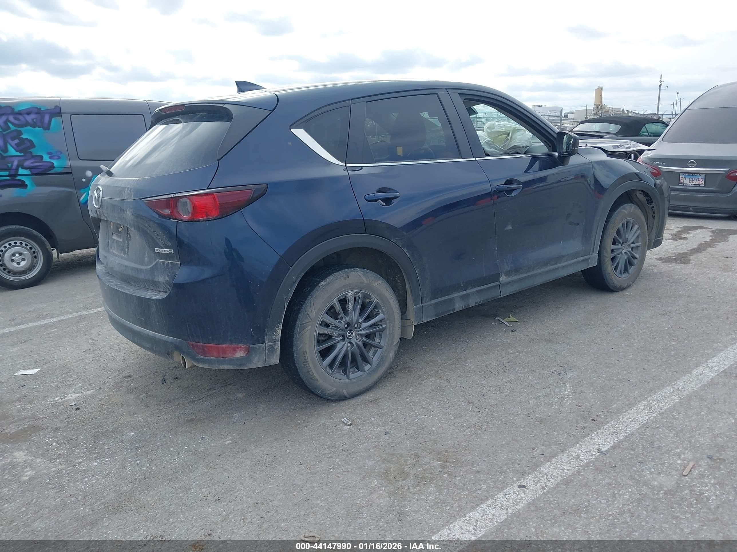 MAZDA CX-5 image 4