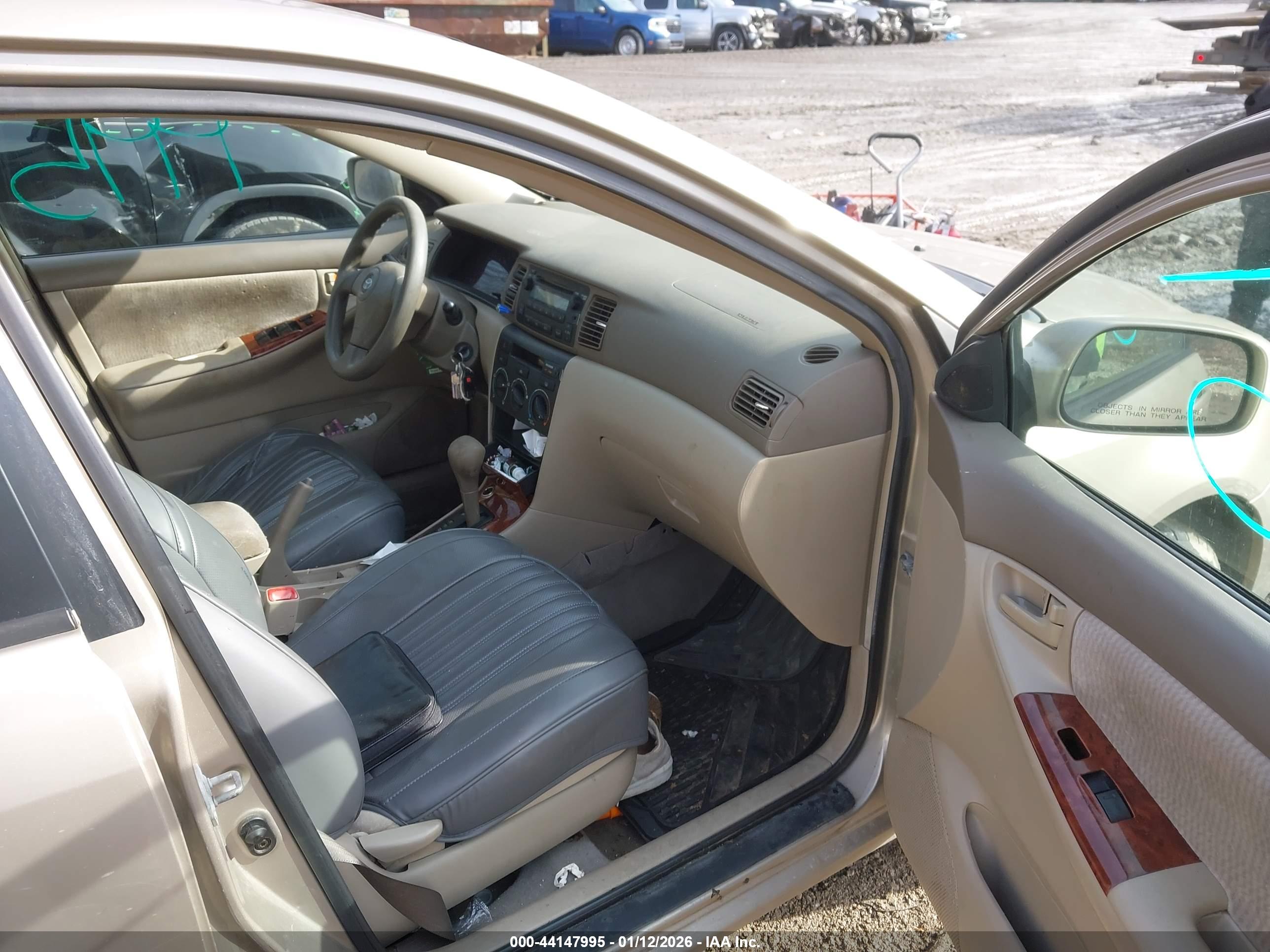 TOYOTA COROLLA image 5