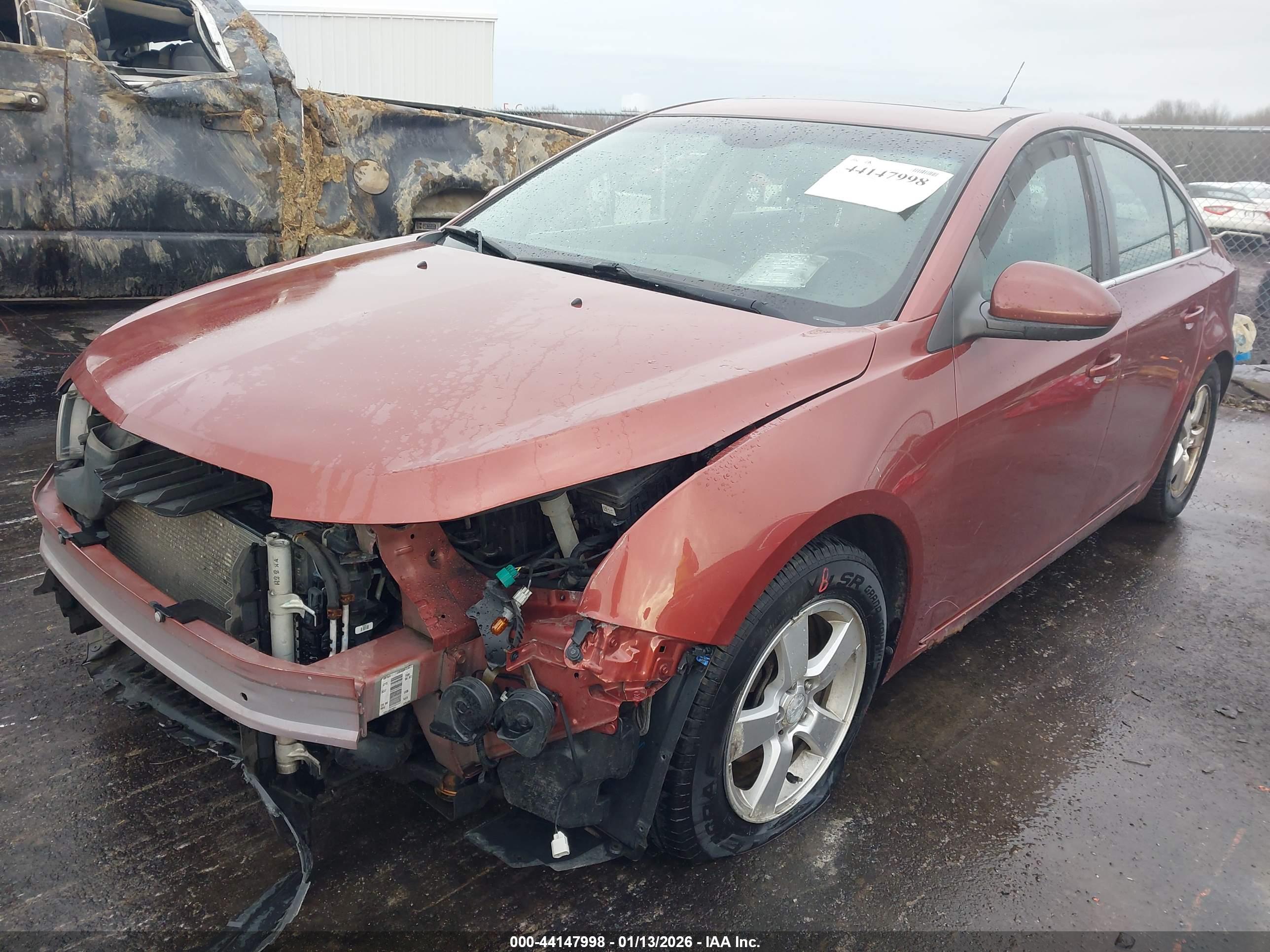 CHEVROLET CRUZE image 2