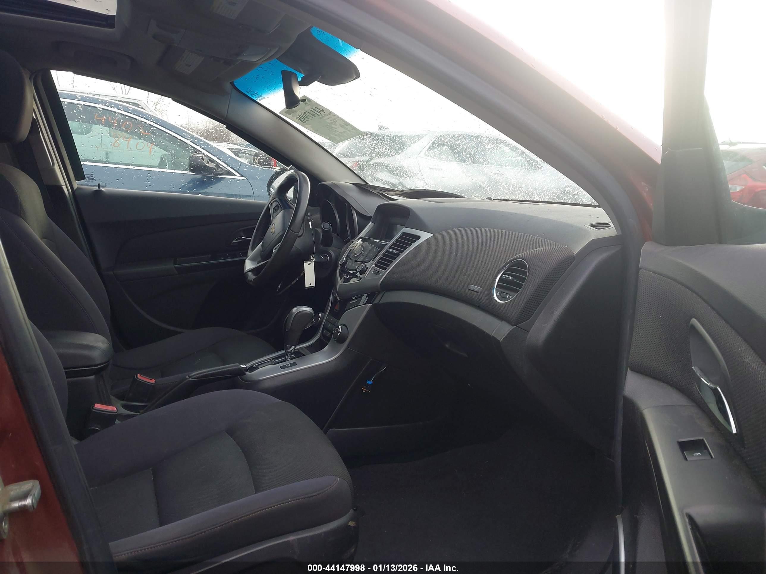 CHEVROLET CRUZE image 5