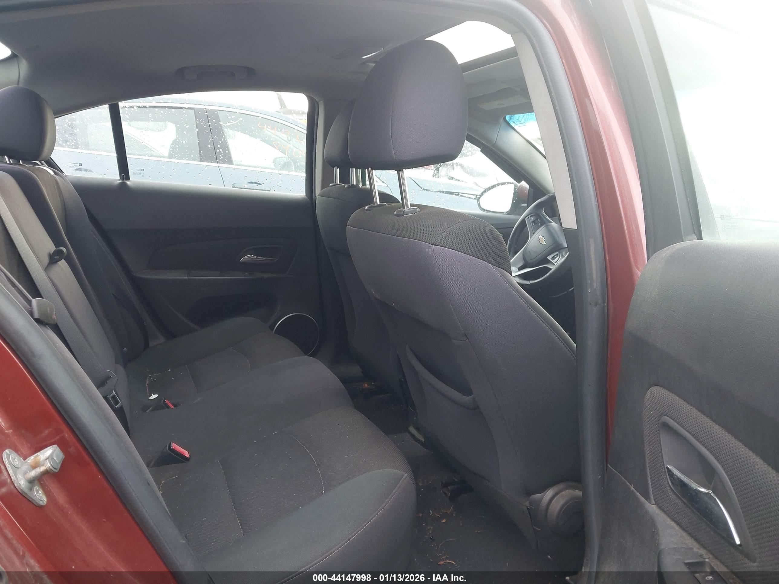 CHEVROLET CRUZE image 8