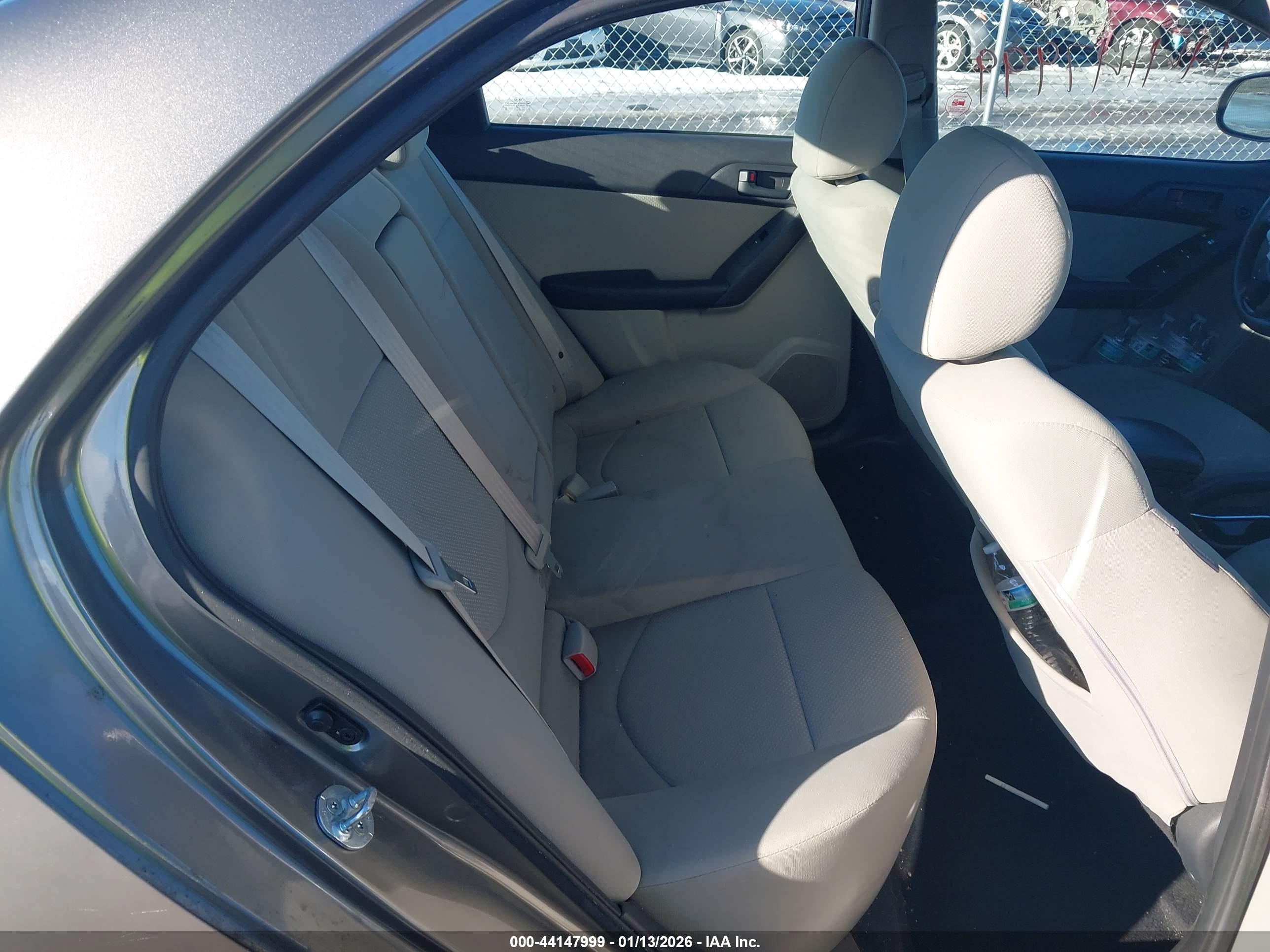 KIA FORTE image 8