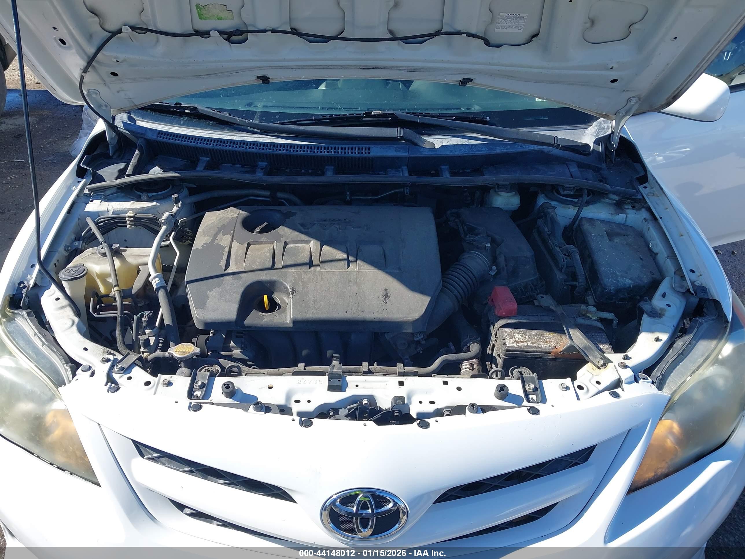 TOYOTA COROLLA image 10