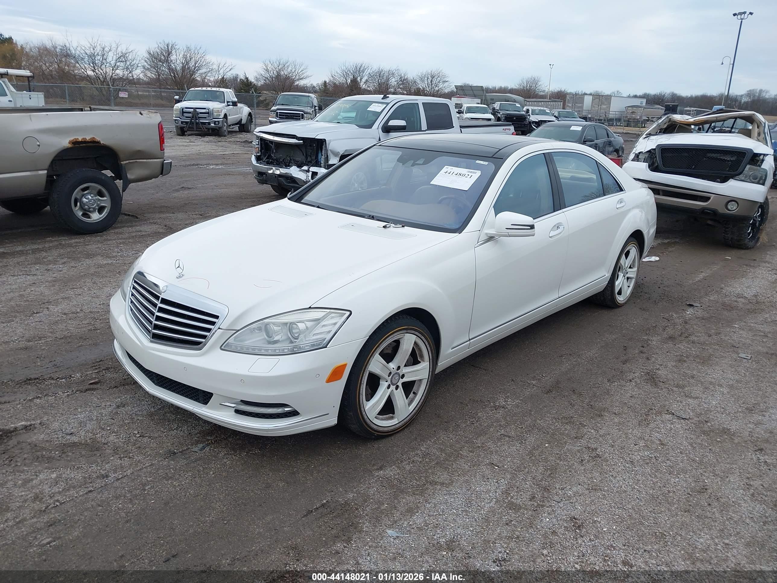 MERCEDES-BENZ S image 2